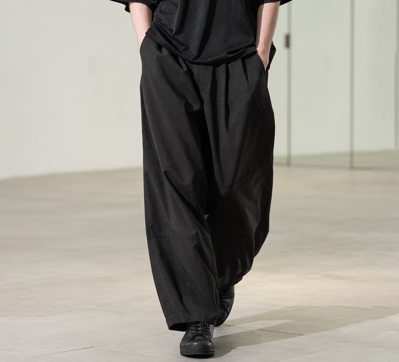 Cool-flex BALLOON PANTS 3