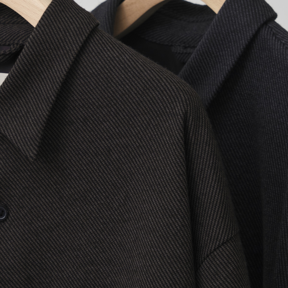 二層構造の奥行き