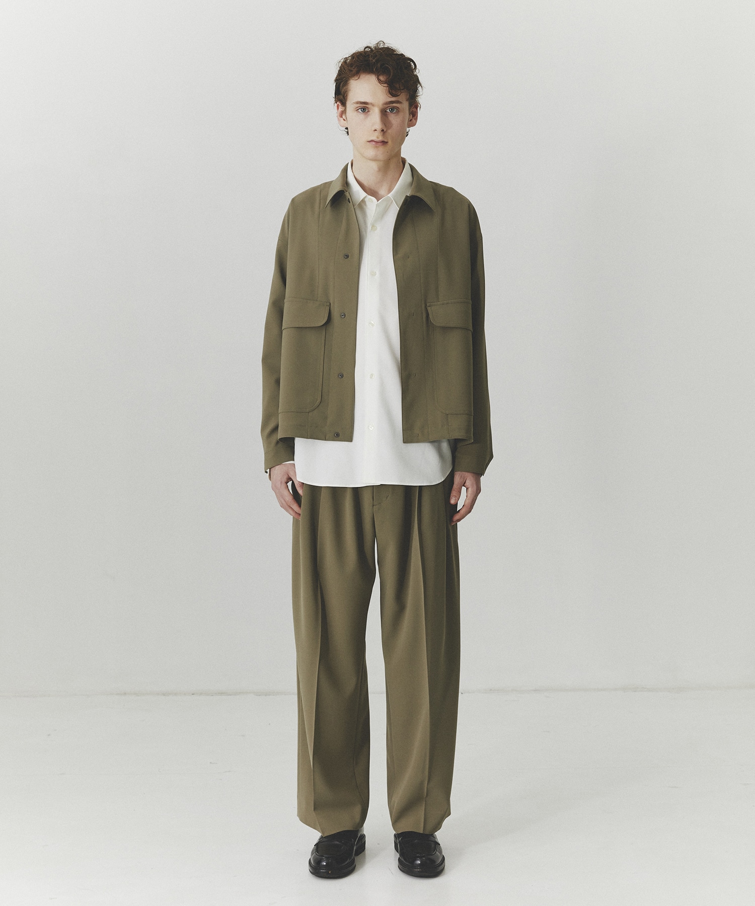 バレルスラックス着用