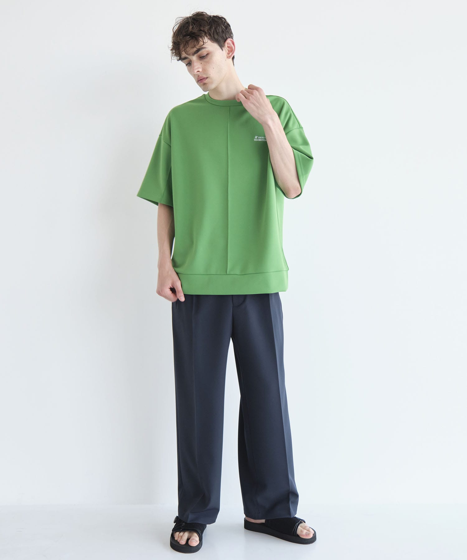 GREEN