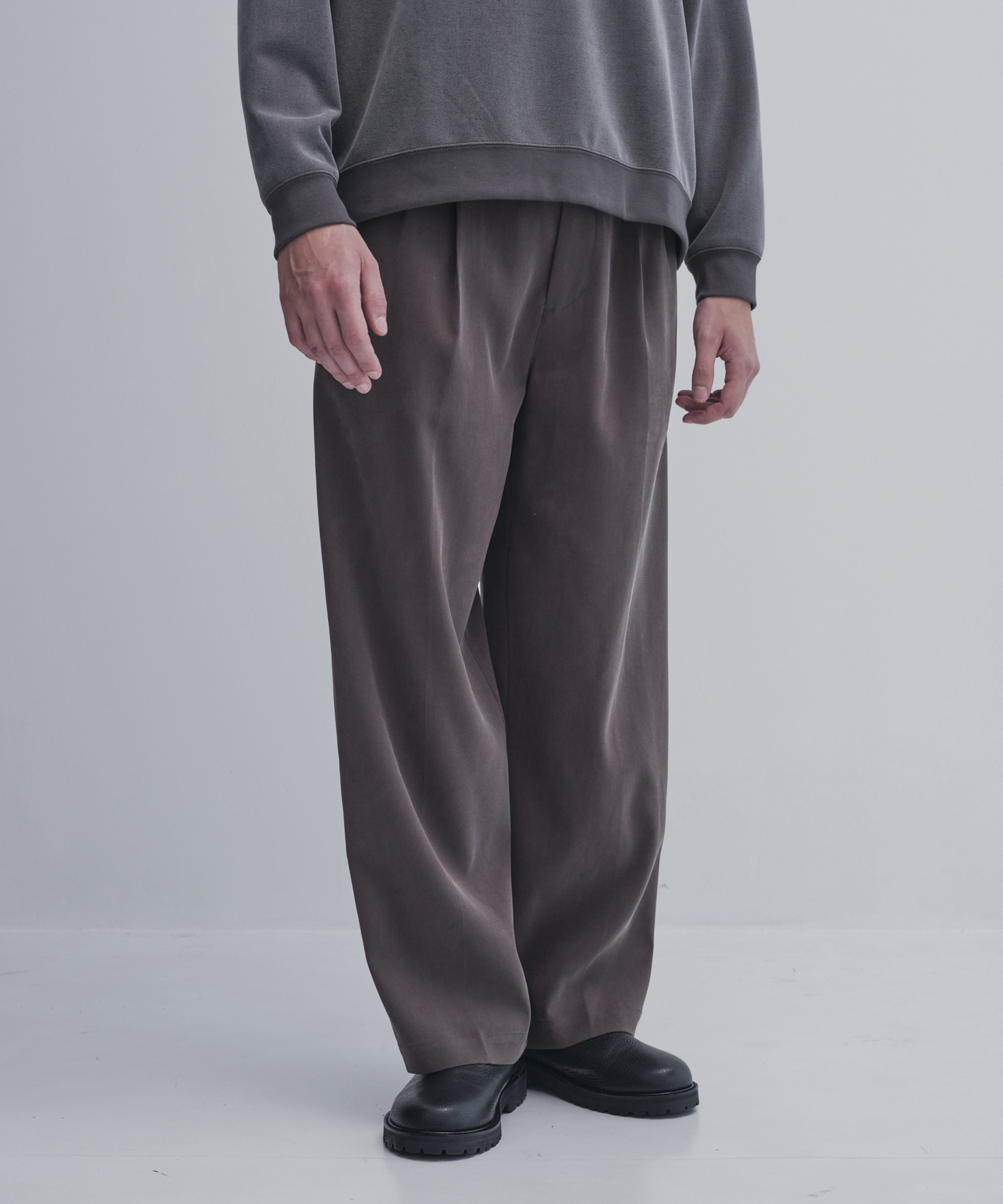 DARK GREY