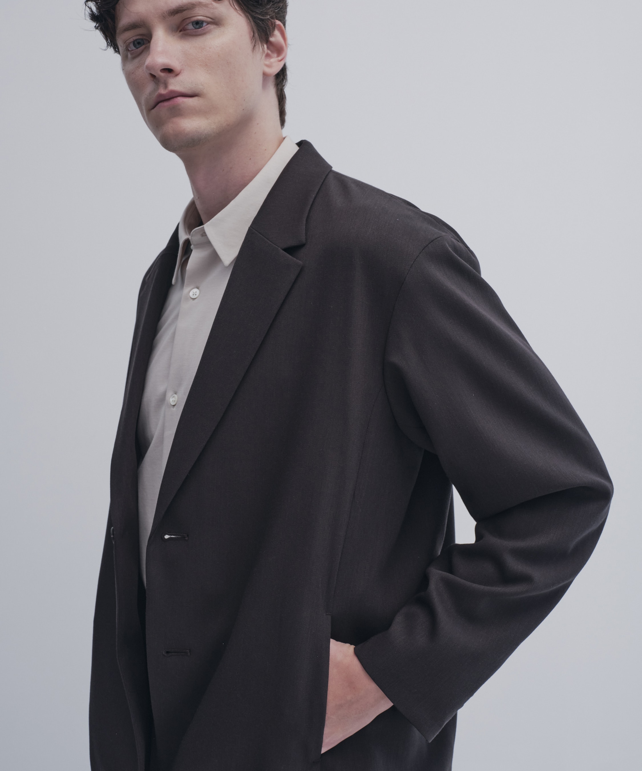 DARK BROWN