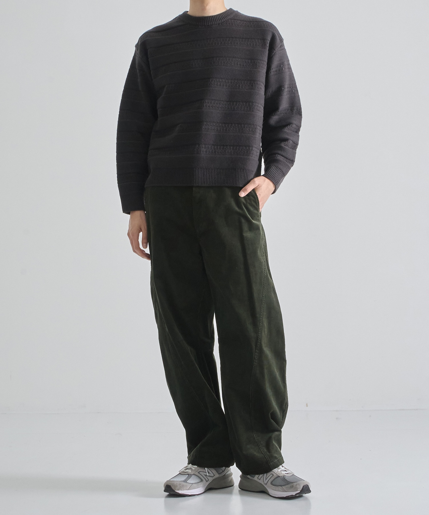 Embossed kint プルオーバー