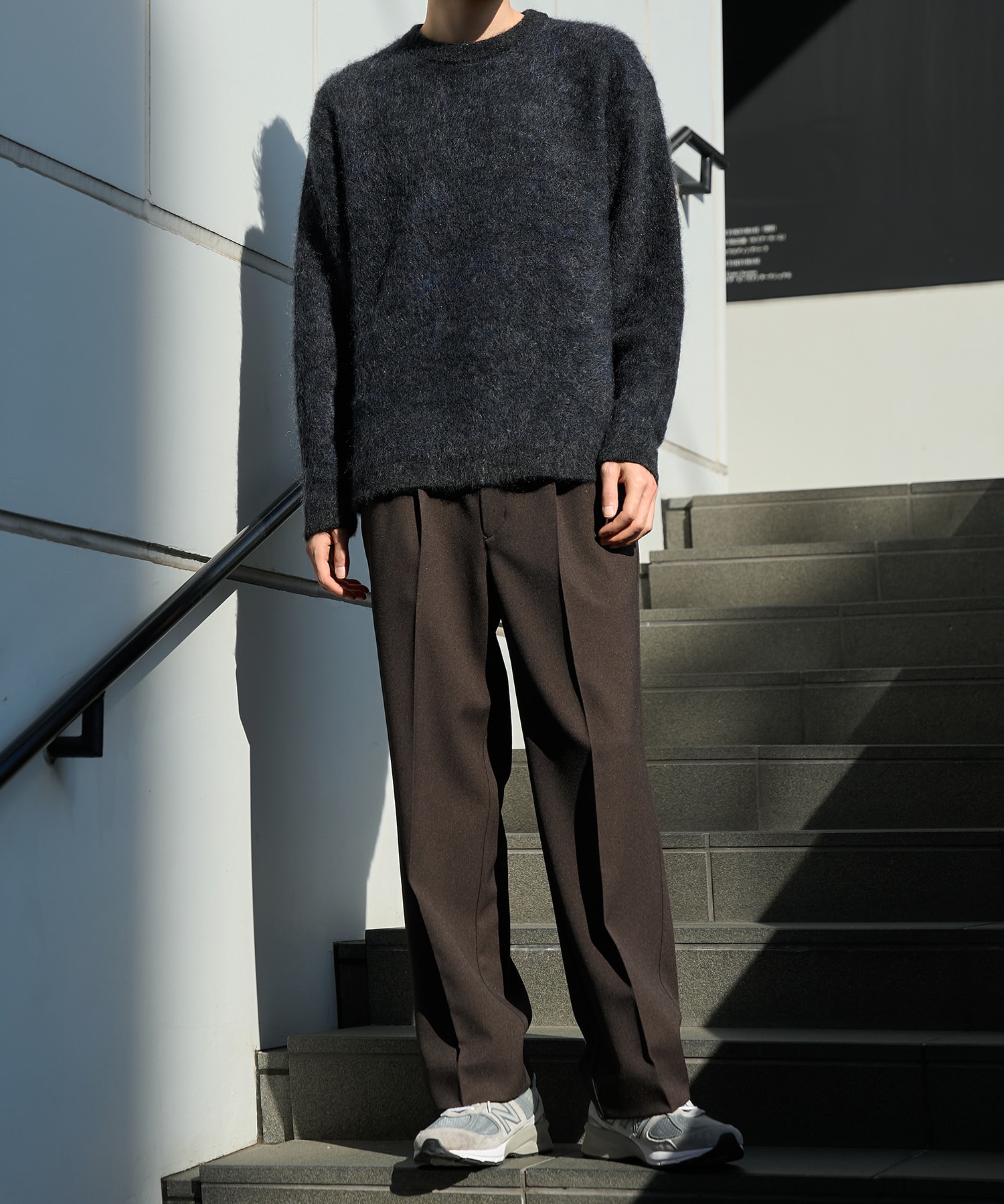 Relax tweed ストレートスラックス