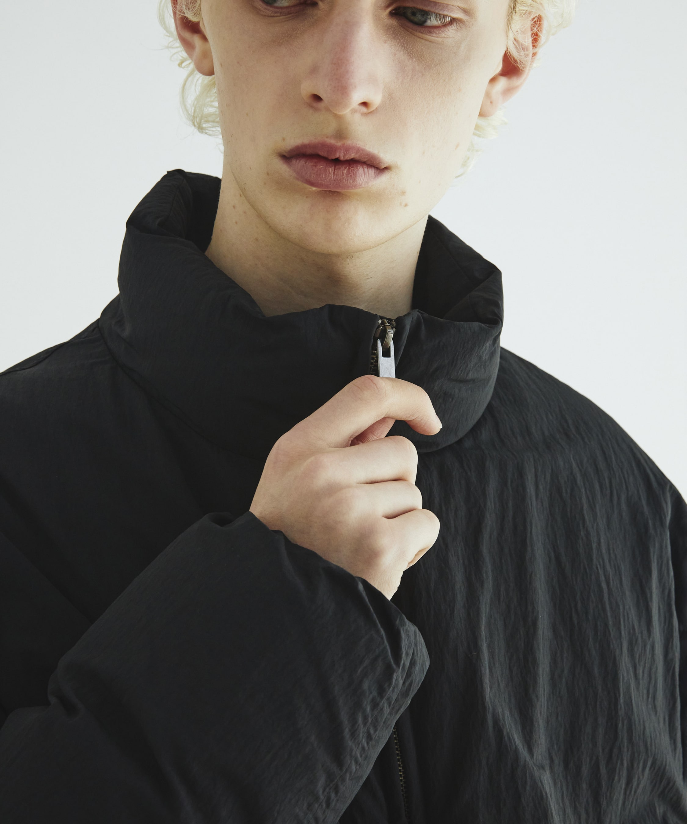 スタンドジップアップダウン