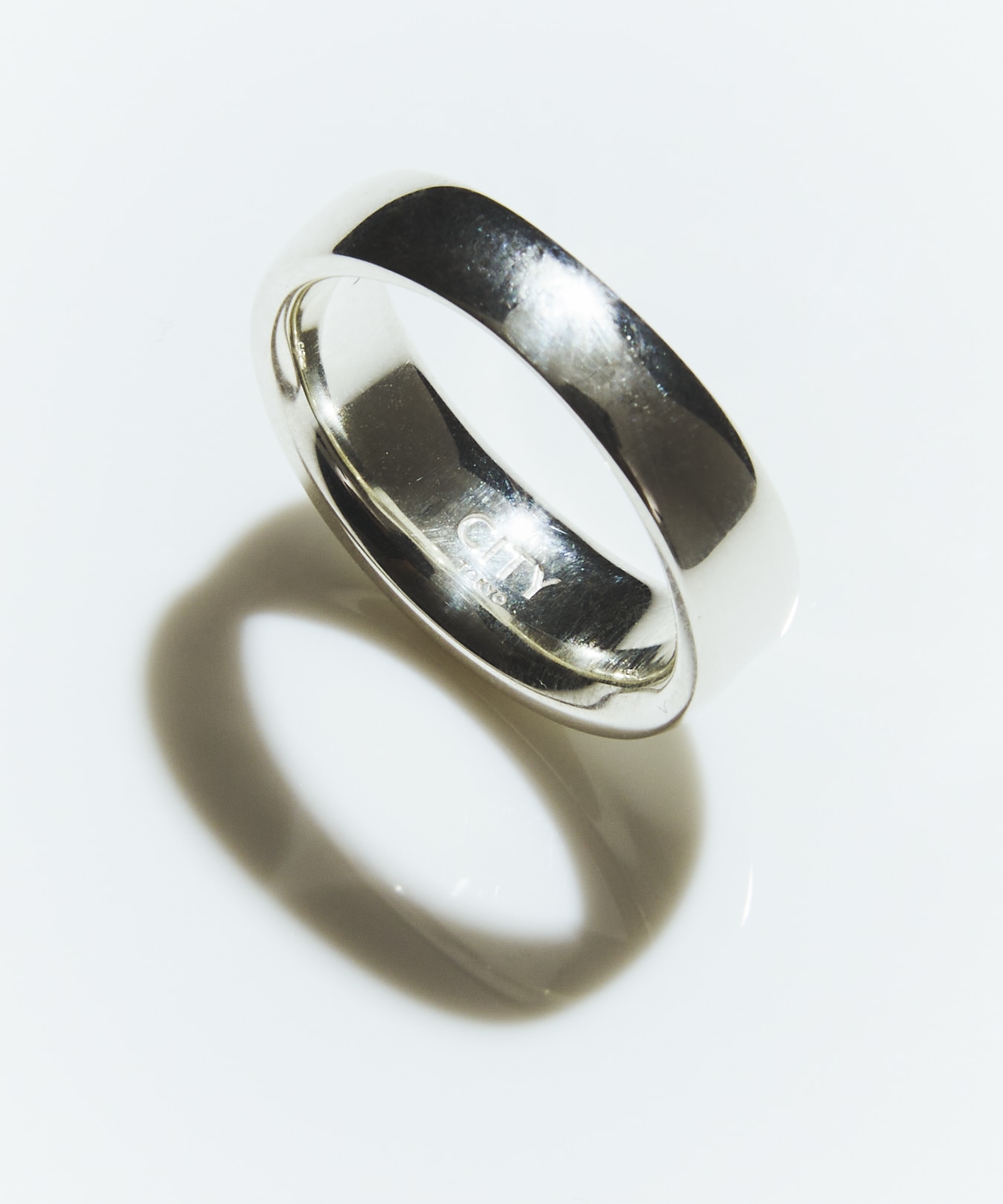 Curve ring