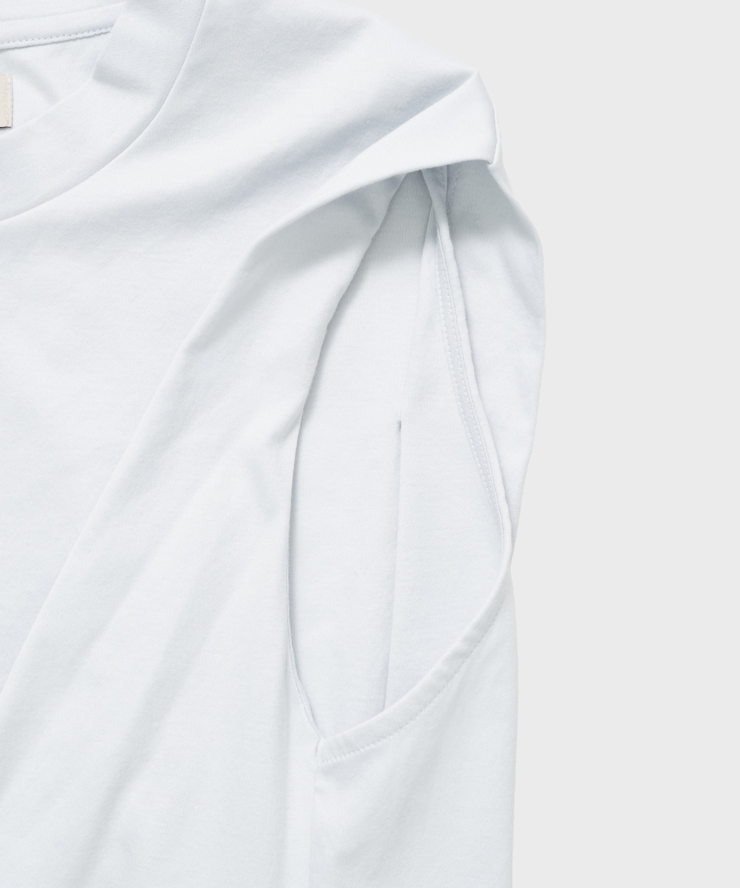 Cape Nosleeve Tshirt