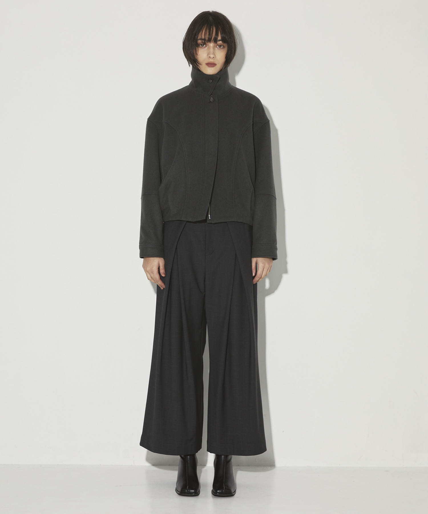 Wool Tuck Wide Pants