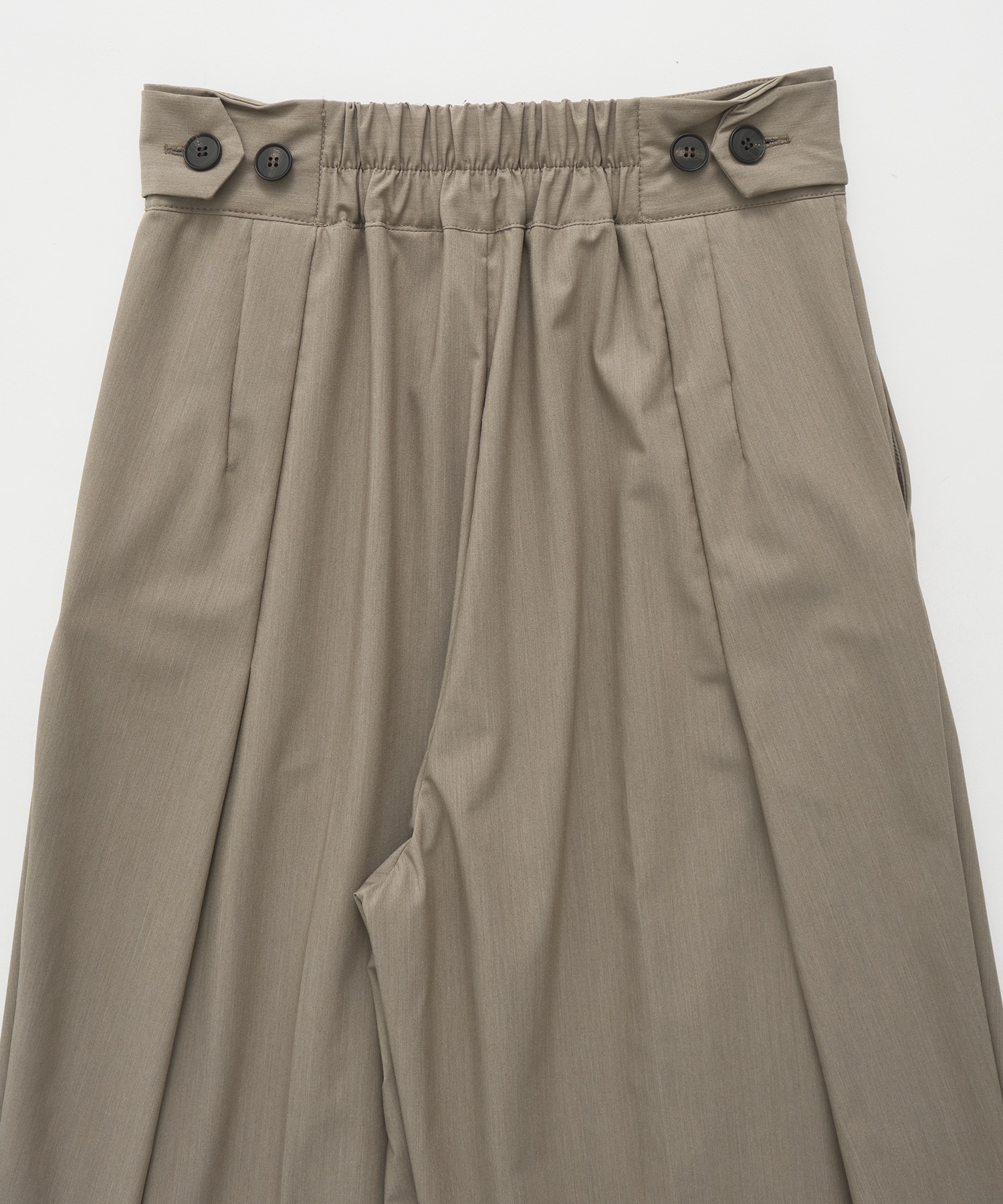 Belt Arranged Tuck Wide Pants