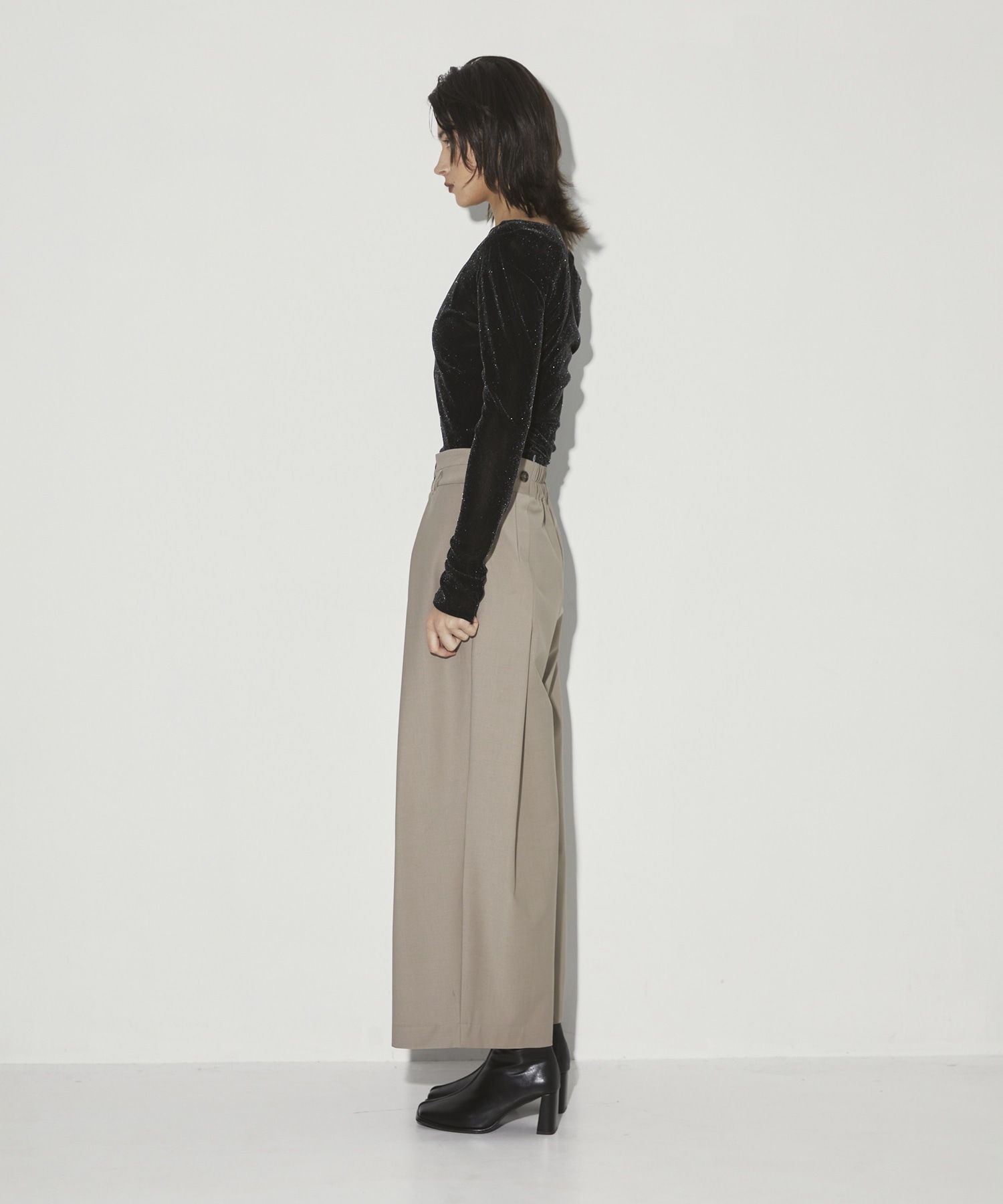 Wool Tuck Wide Pants