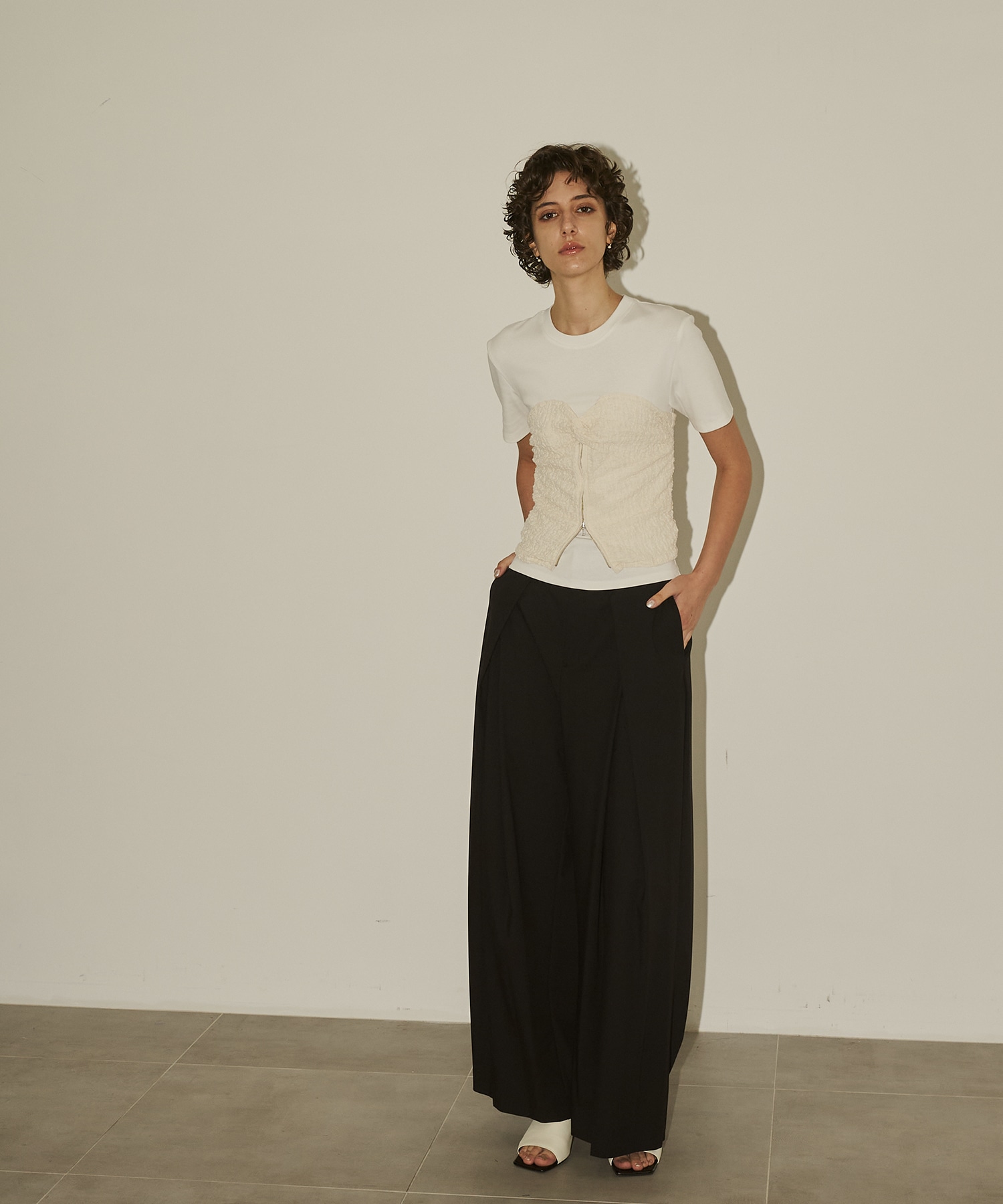 Belt Arranged Tuck Wide Pants