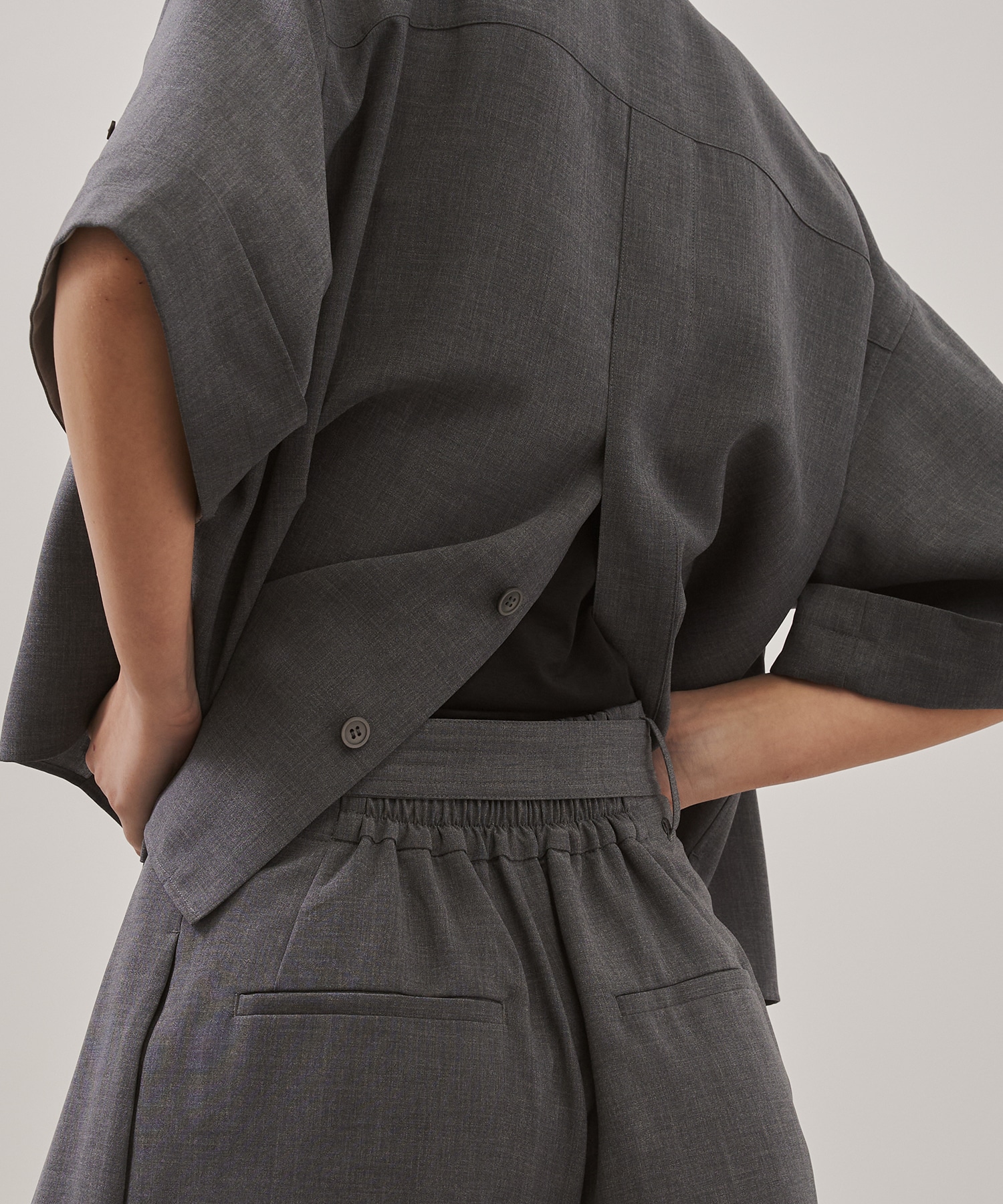 Bicolor Sleeve Short Shirt