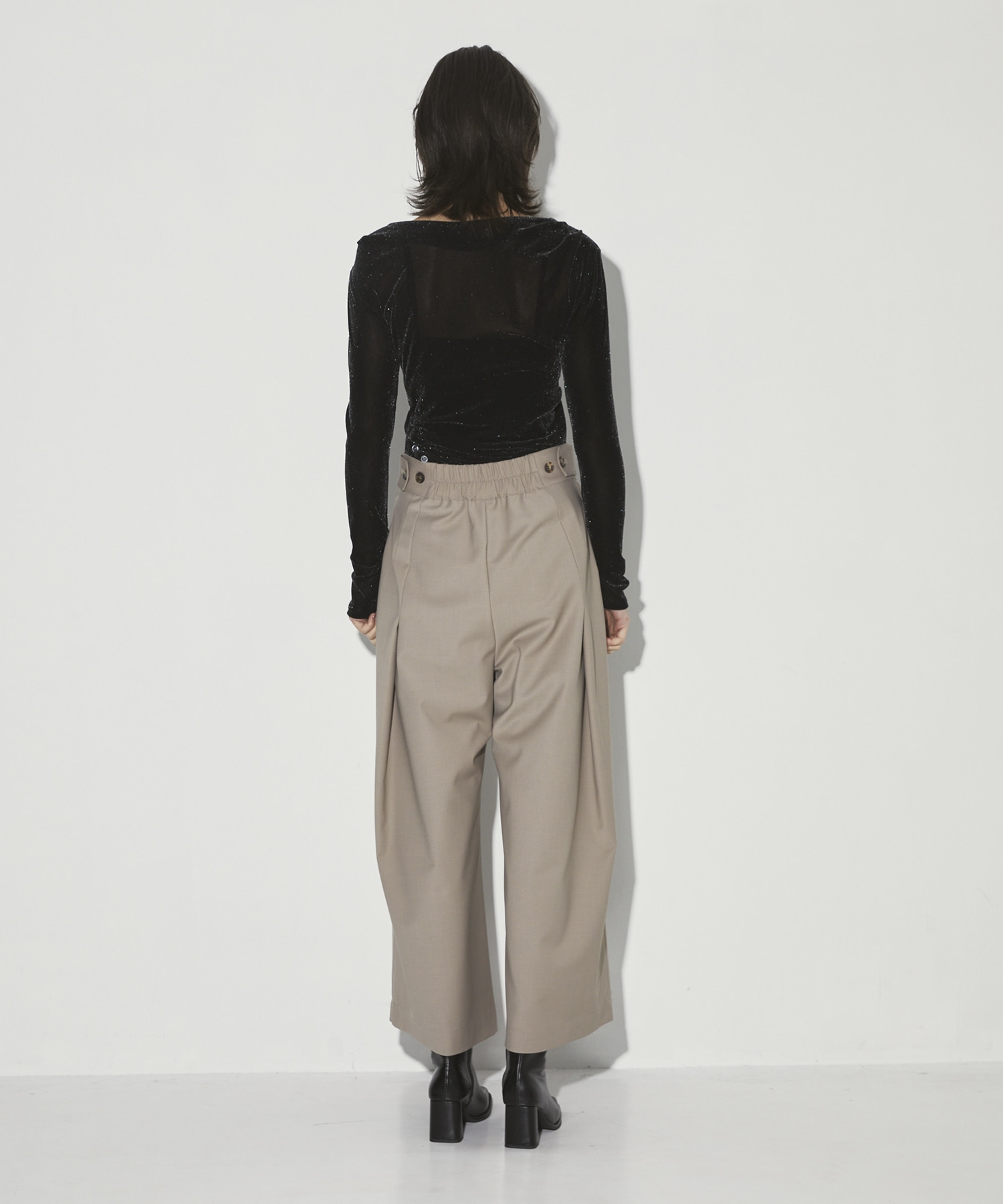 Wool Tuck Wide Pants