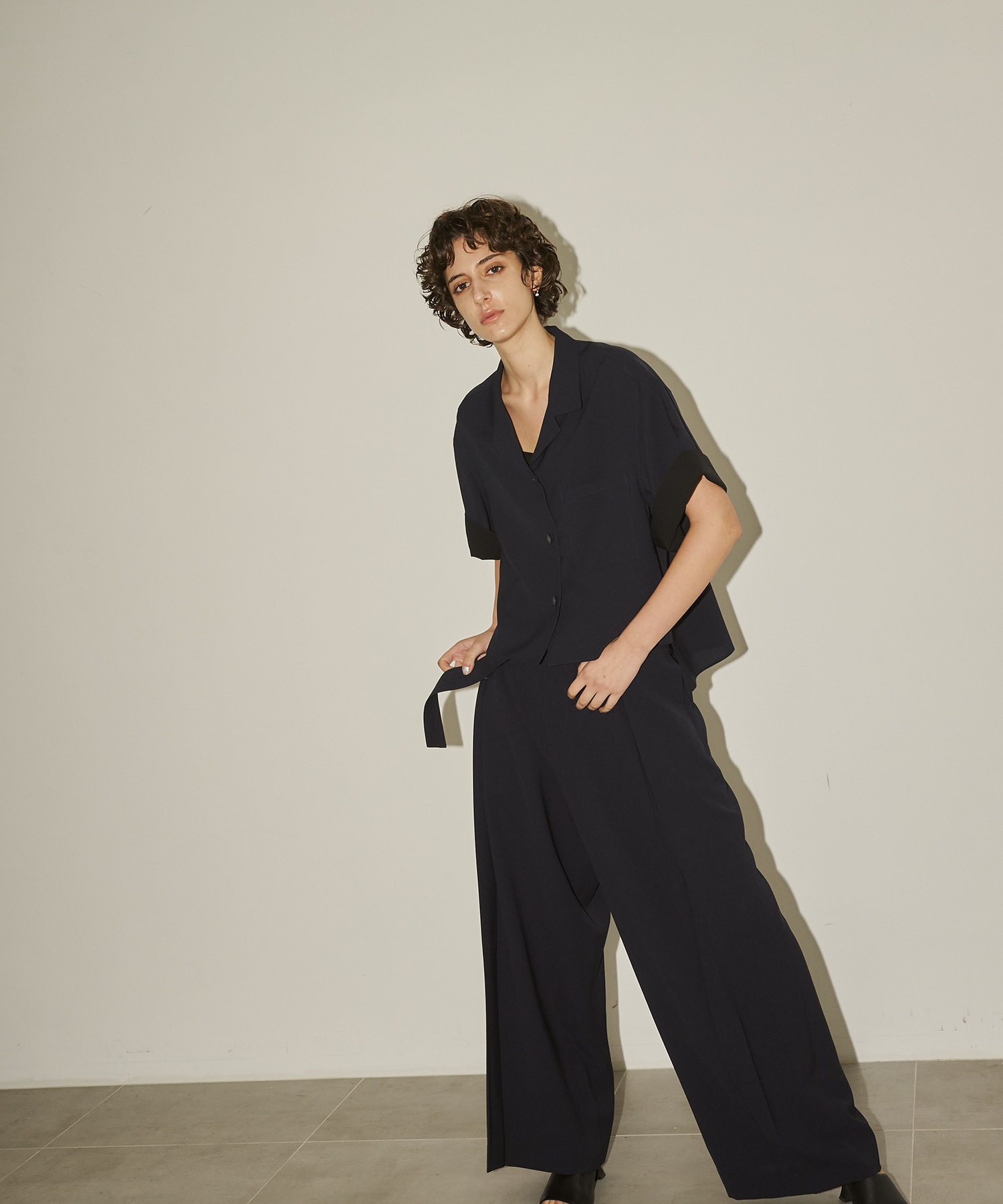 Bicolor Sleeve Short Shirt