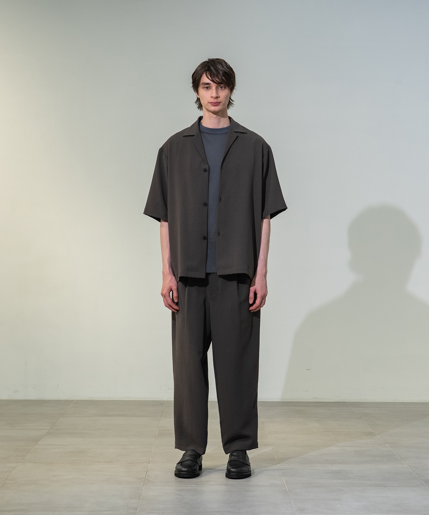 Multi-flex ワイドテーパードパンツ