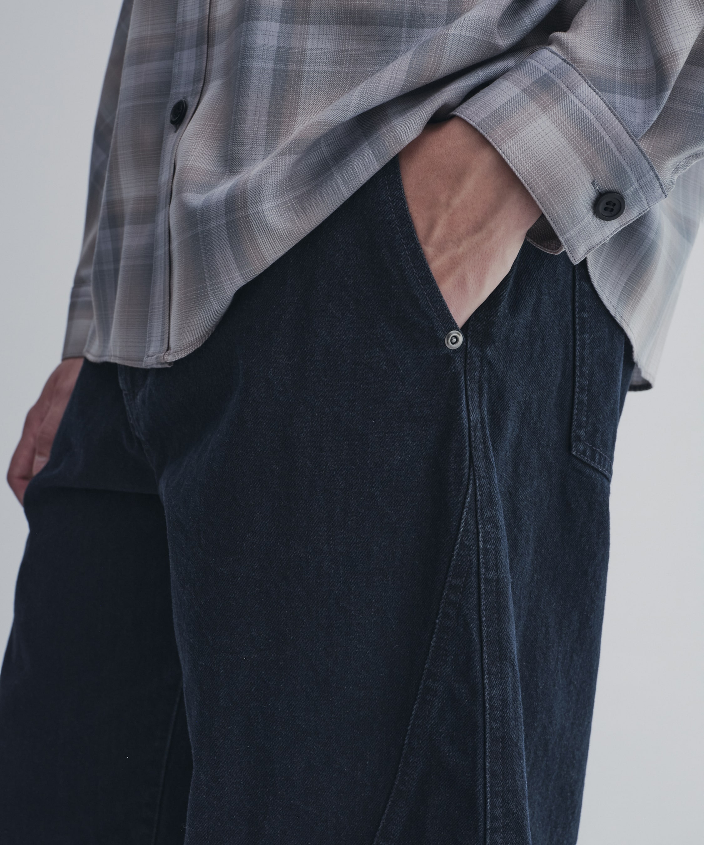 フェードバレルデニムパンツ