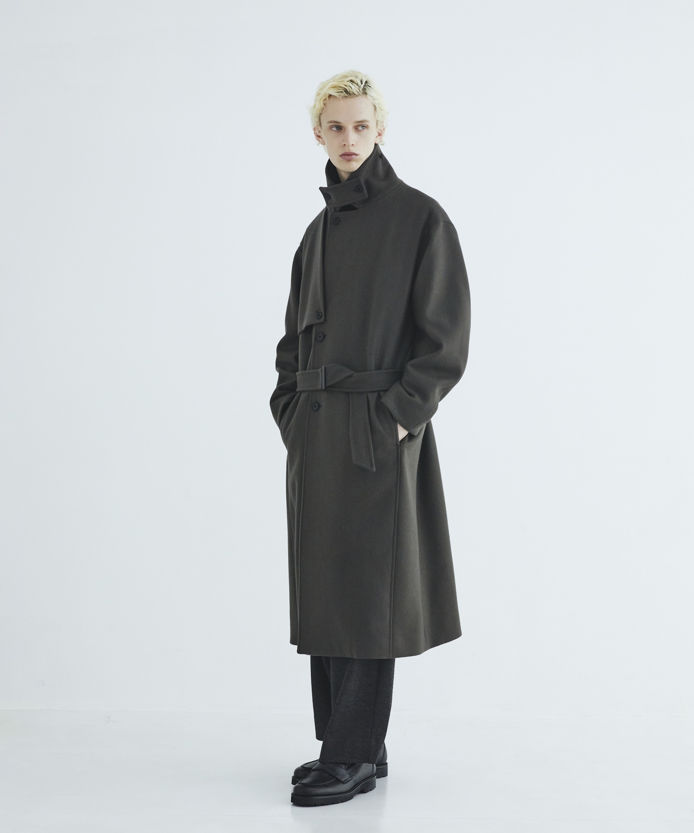 Premium meltonベルテッドコート