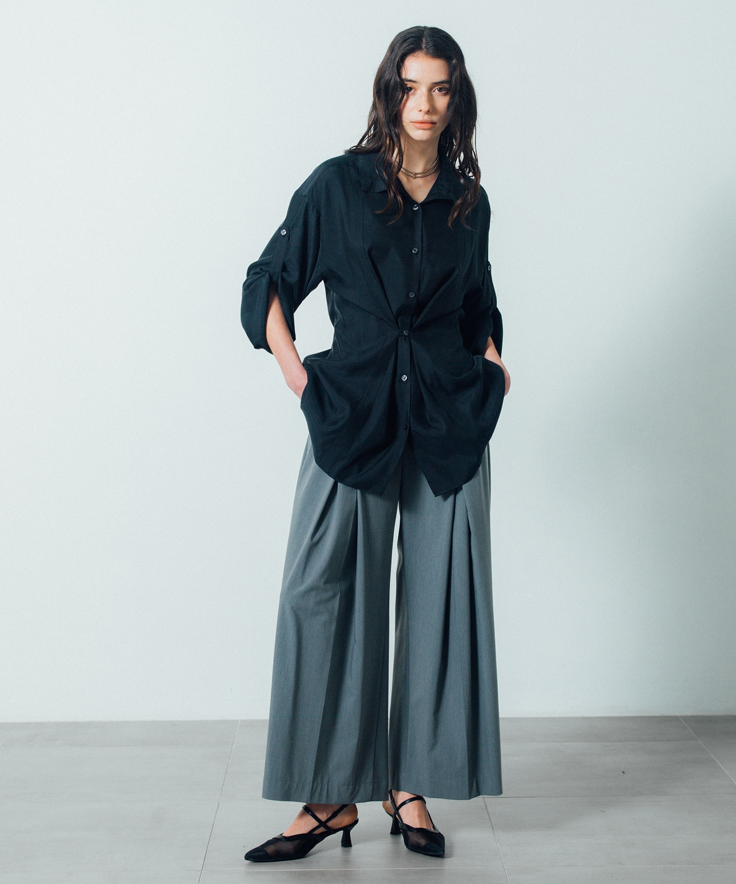 【再入荷】Back Tuck Arrangement Shirt