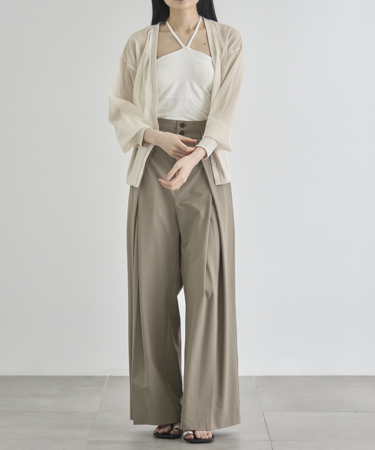 Belt Arranged Tuck Wide Pants