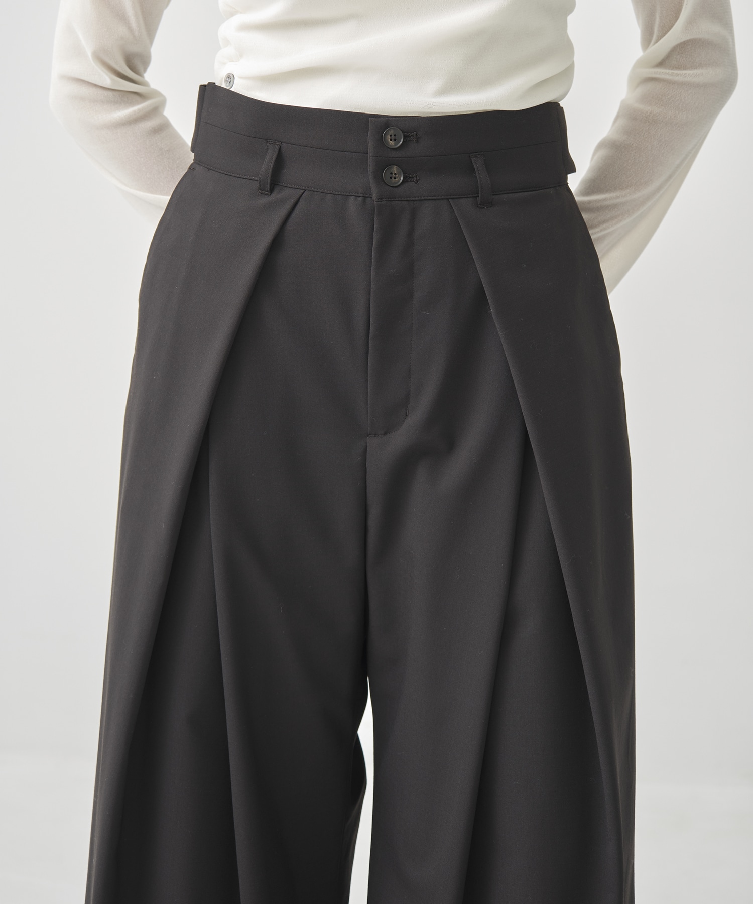 Wool Tuck Wide Pants