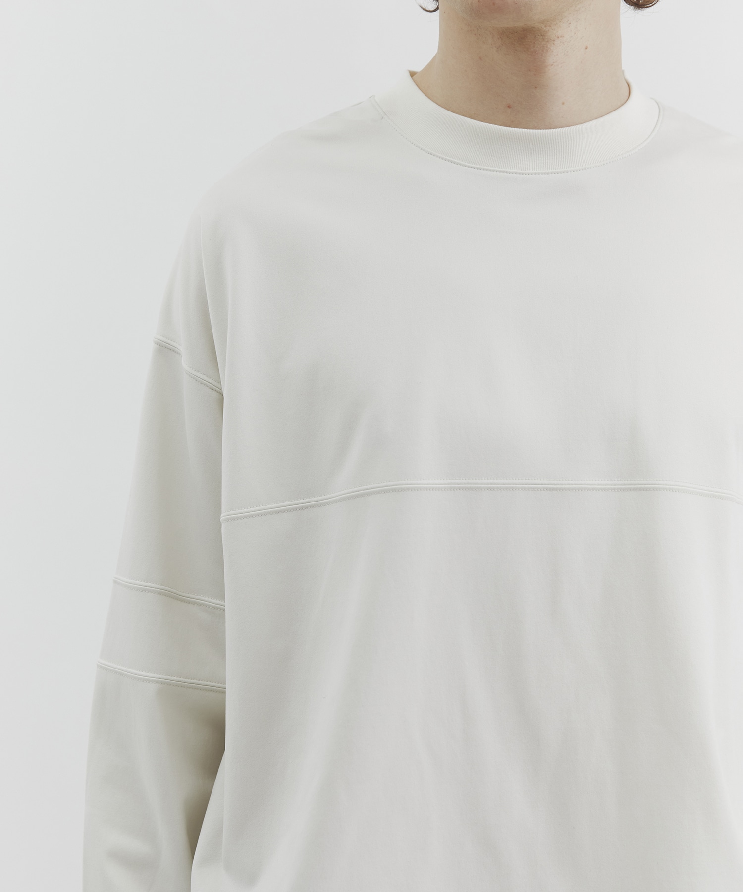 フィブリルリラックスプルオーバー