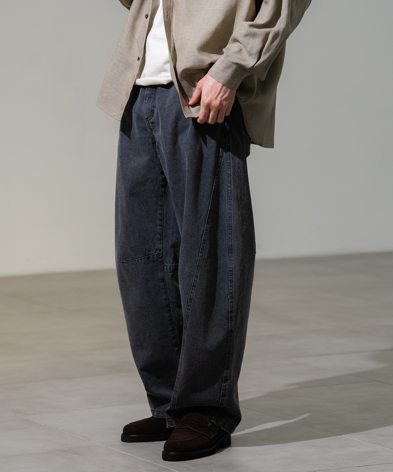 フェードバレルデニムパンツ
