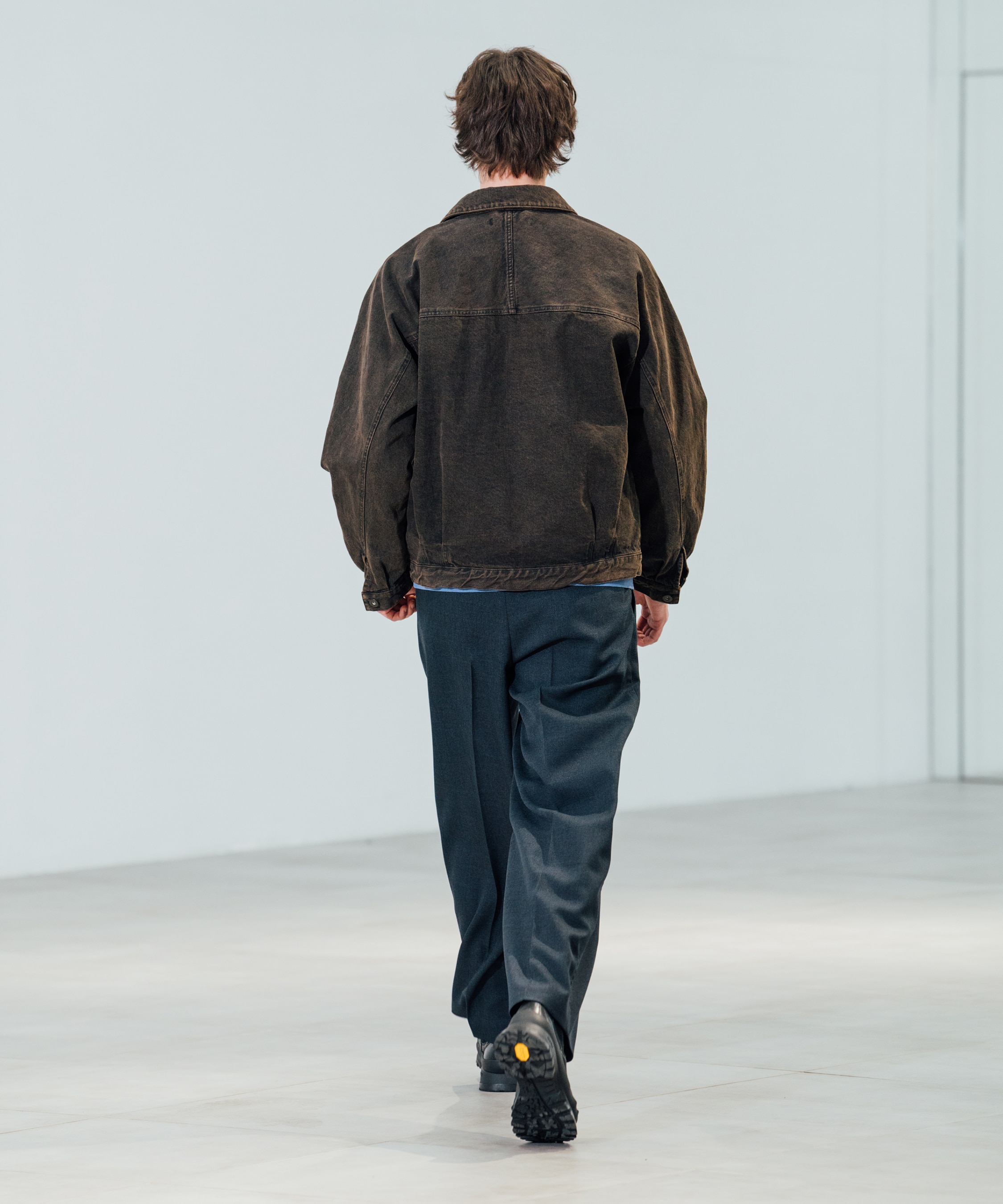 フェードデニムジャケット