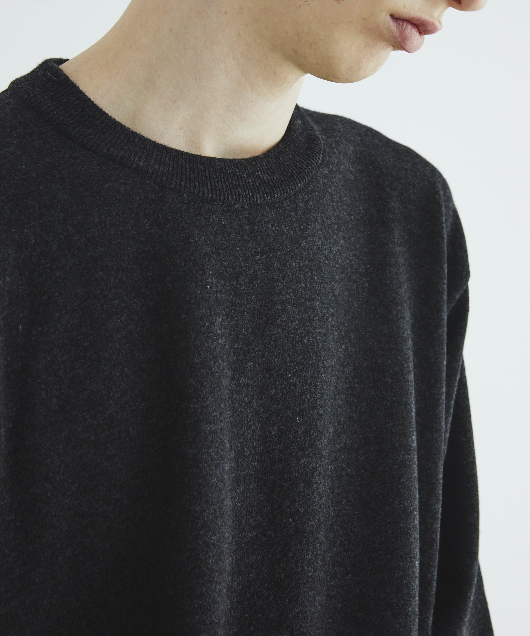 Ultra fine wool ニットプルオーバー