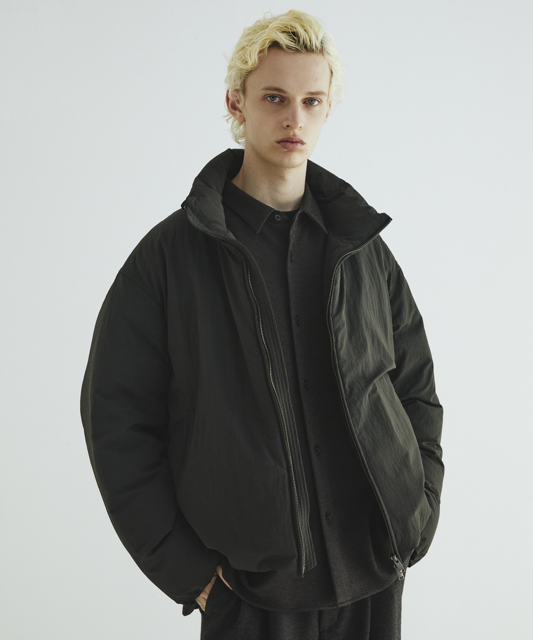 スタンドジップアップダウン