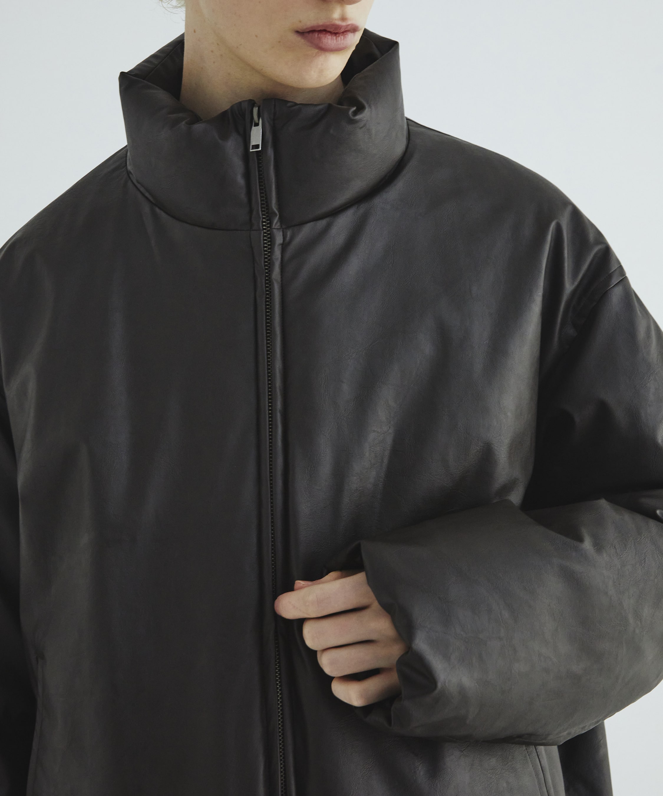 スタンドジップアップダウン