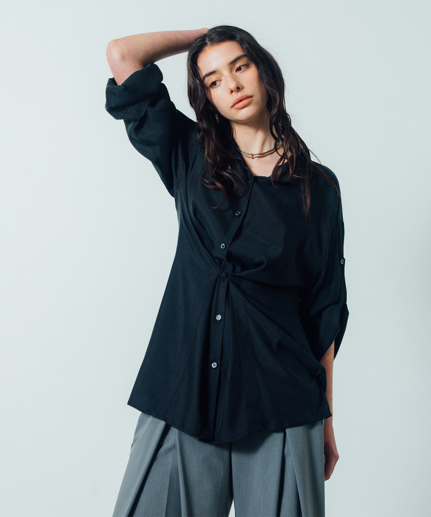 【再入荷】Back Tuck Arrangement Shirt