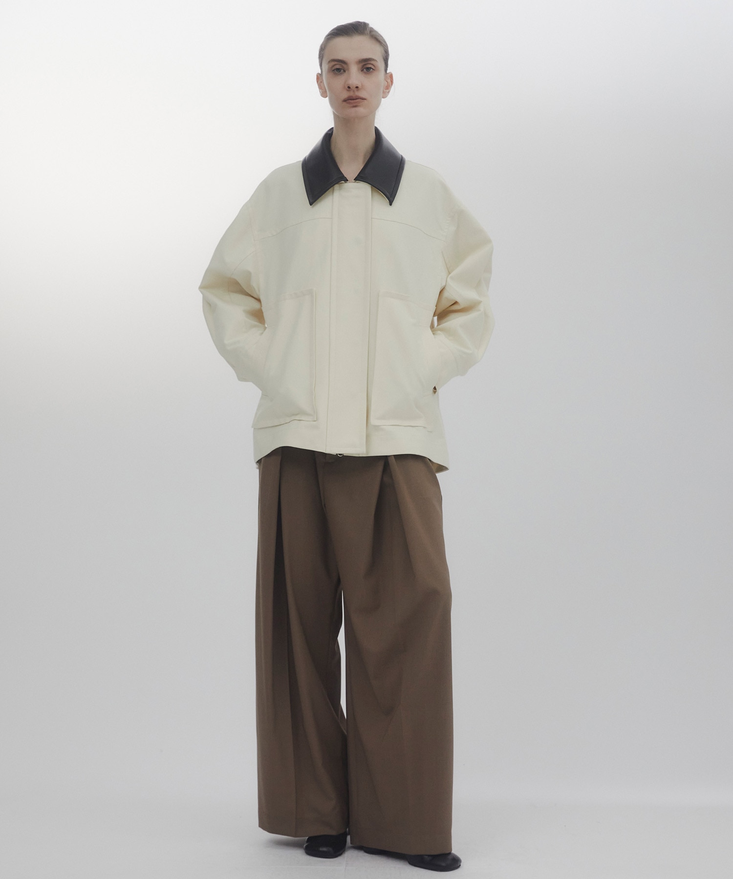 Belt Arranged Tuck Wide Pants