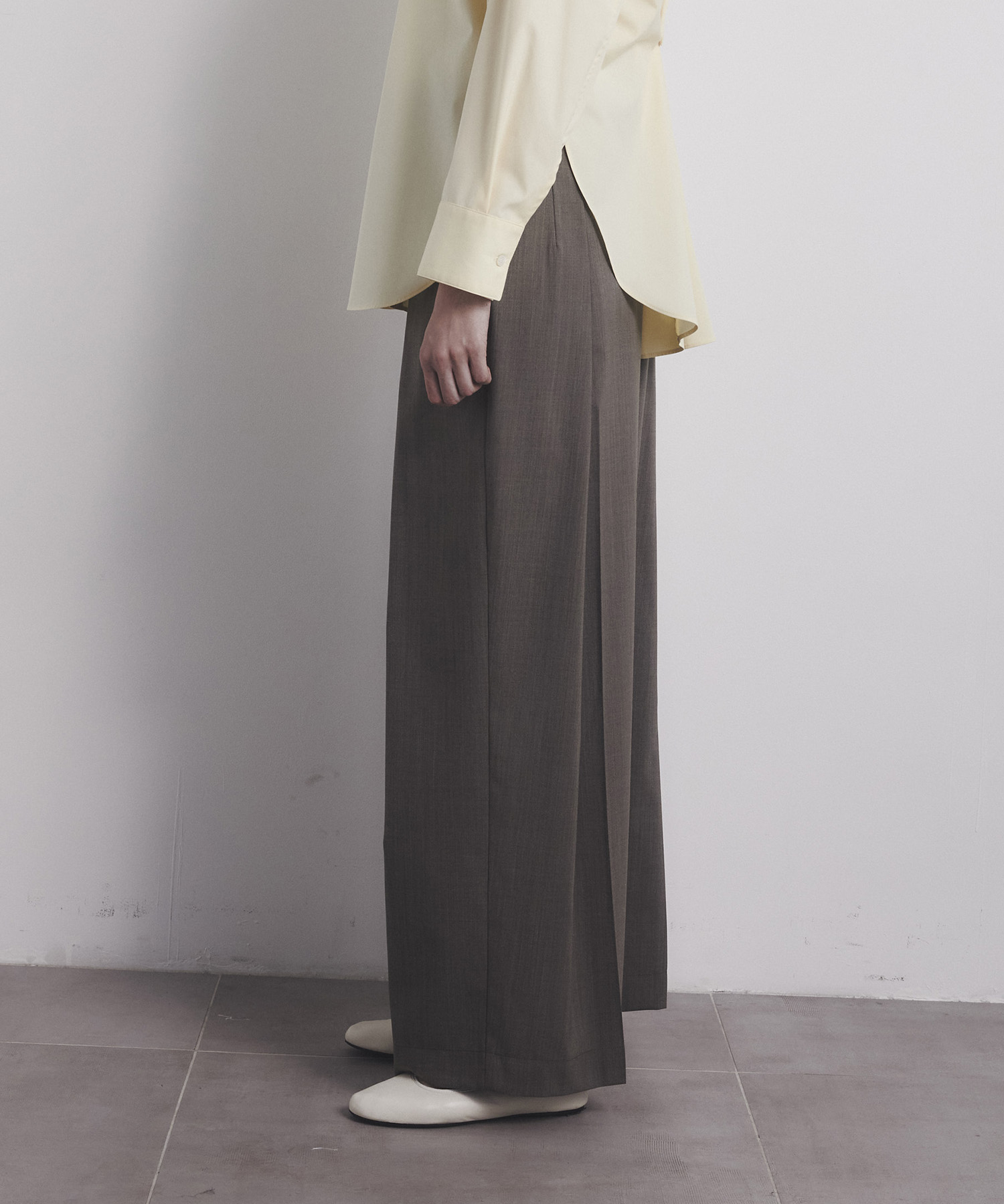 Belt Arranged Tuck Wide Pants
