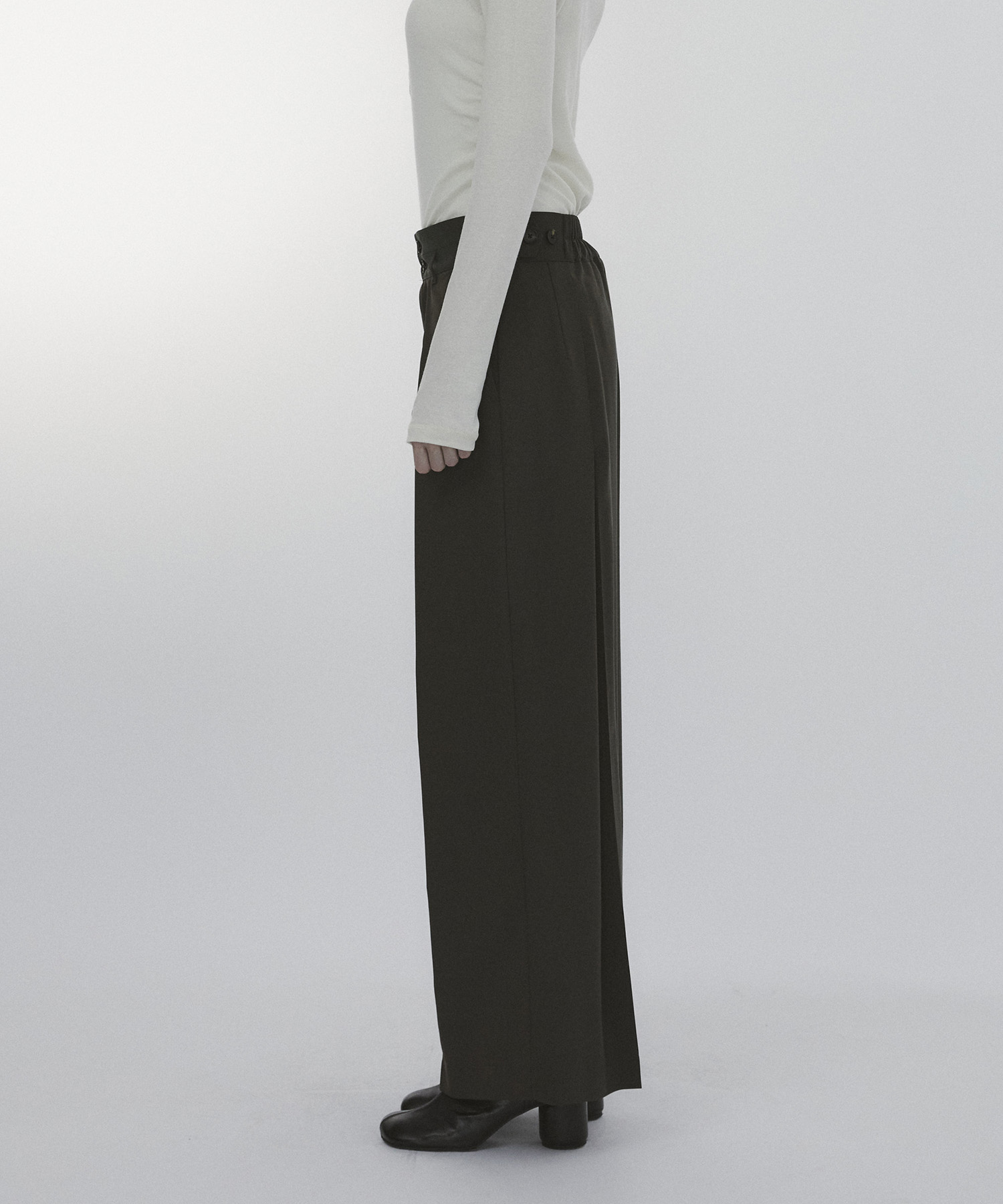 Belt Arranged Tuck Wide Pants