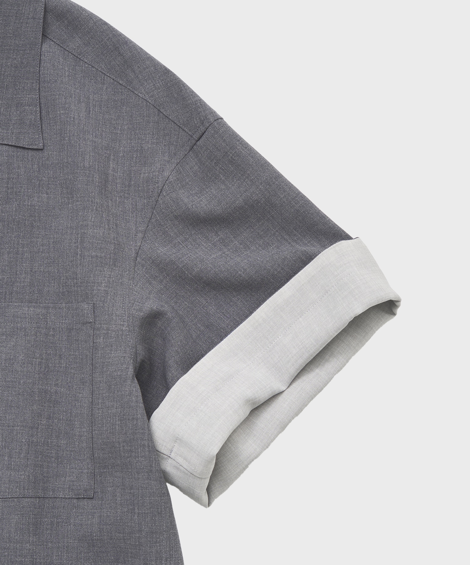 Bicolor Sleeve Short Shirt