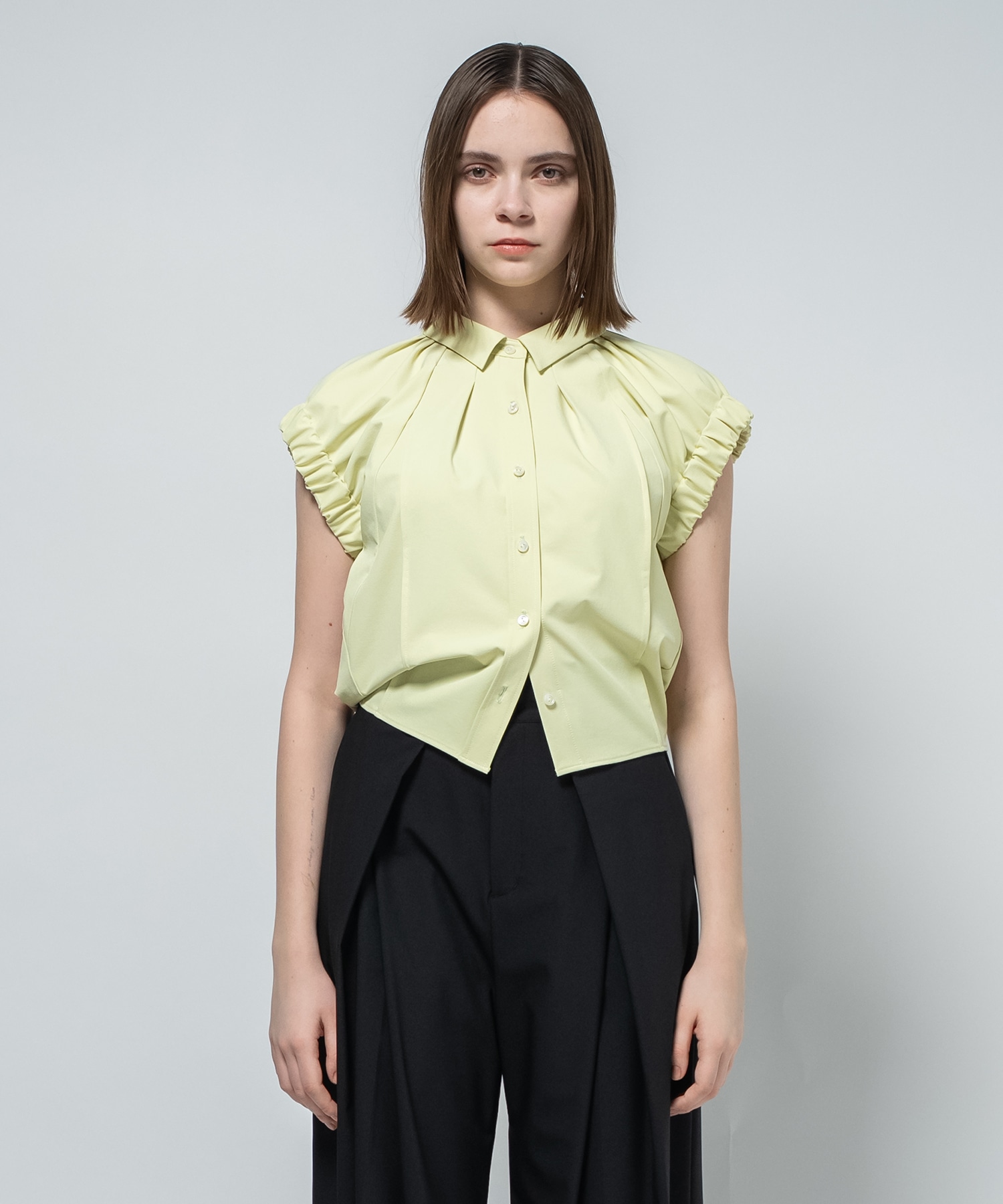 Volume Gather Nosleeve Shirt