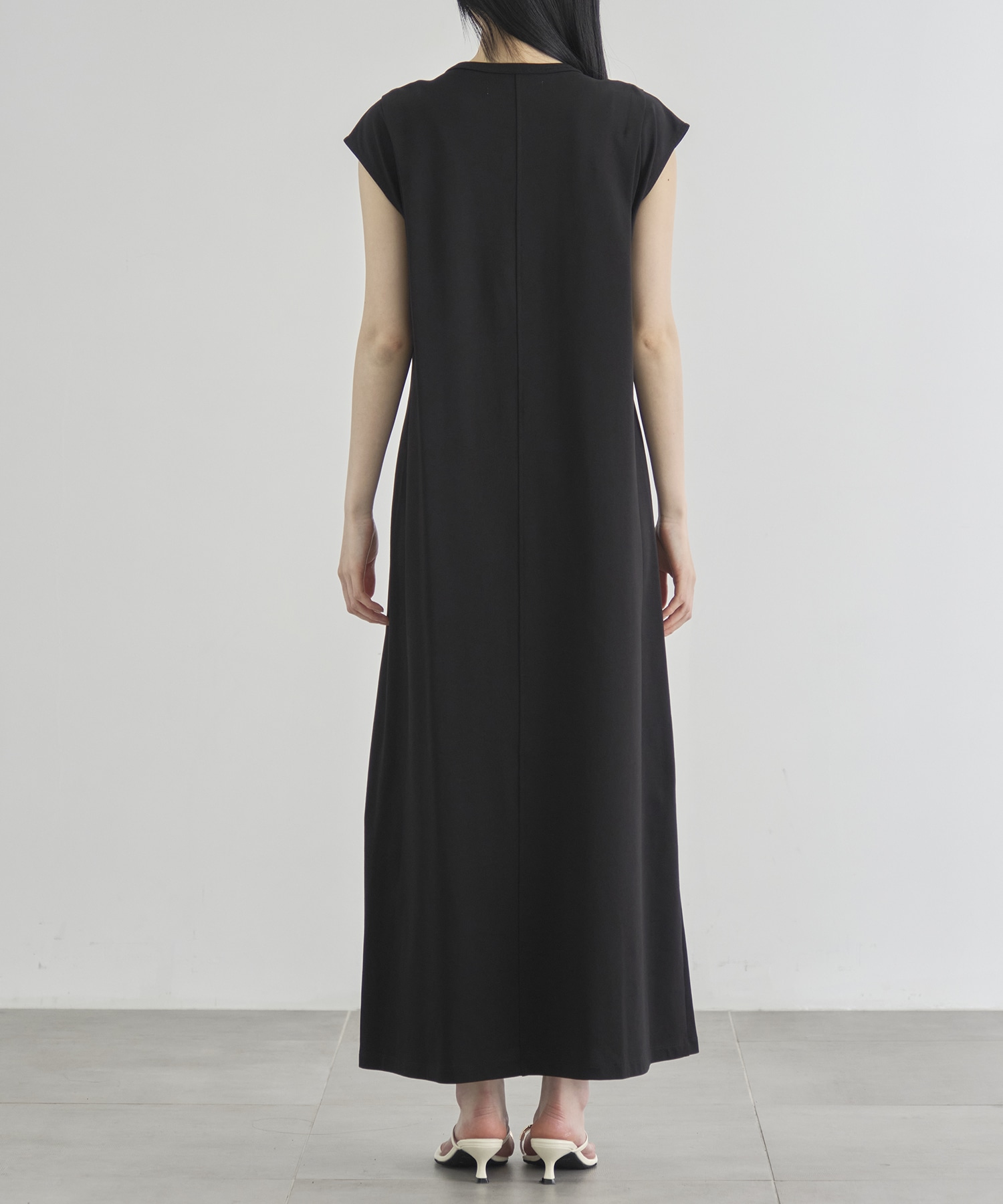 Shoulder Tuck Twist Dress