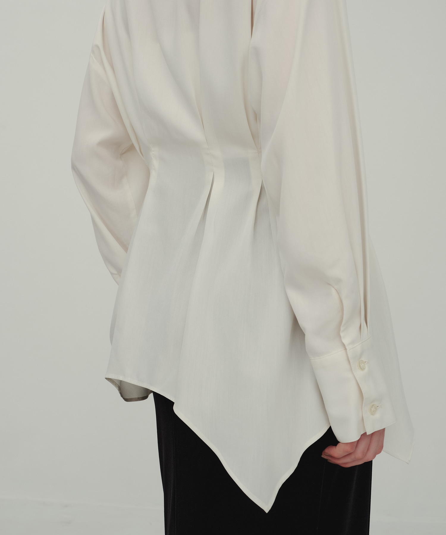 Asymmetry Hem Shirt