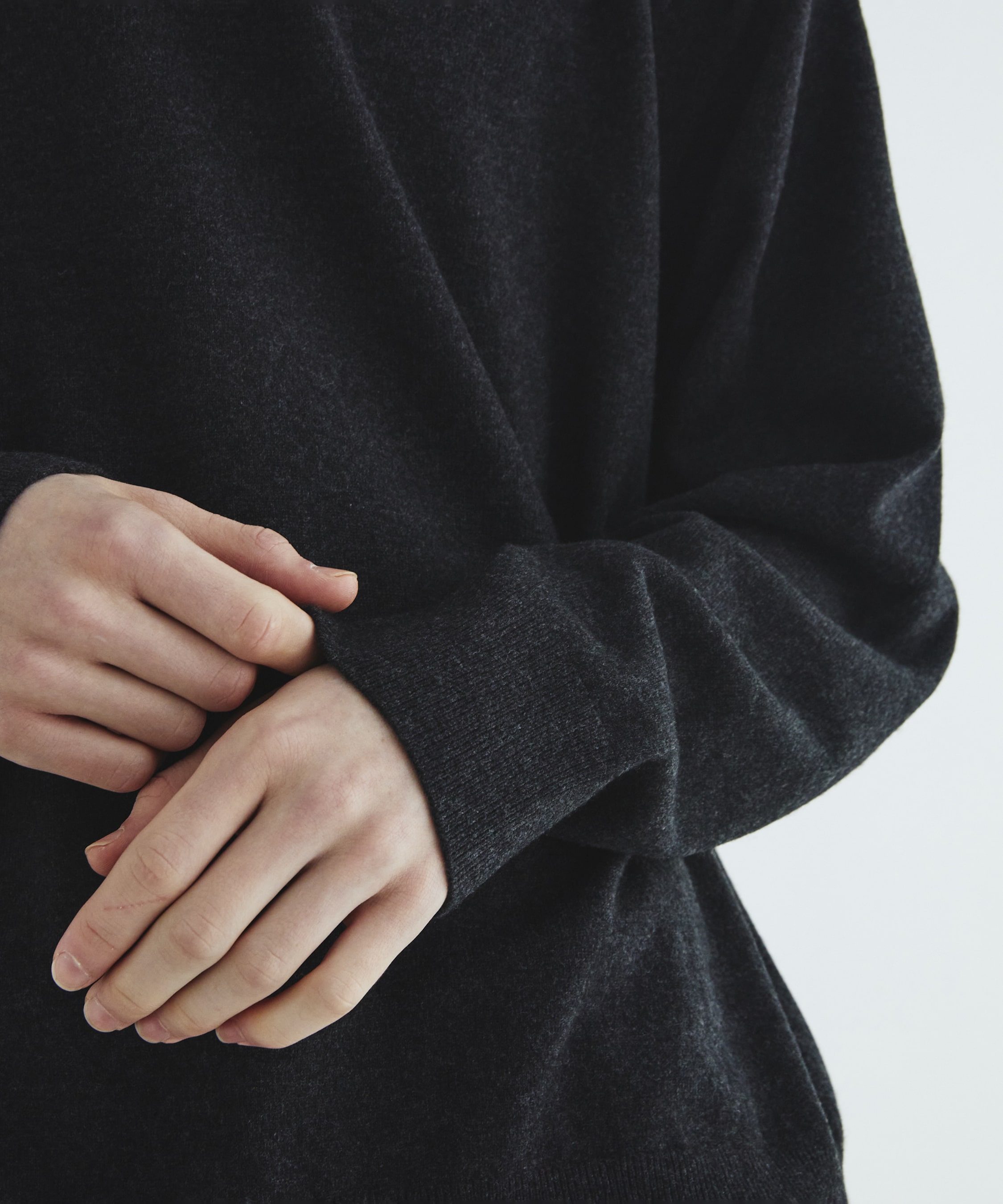 Ultra fine wool ニットプルオーバー