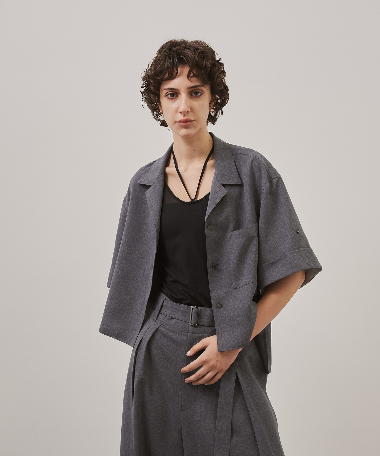 Bicolor Sleeve Short Shirt