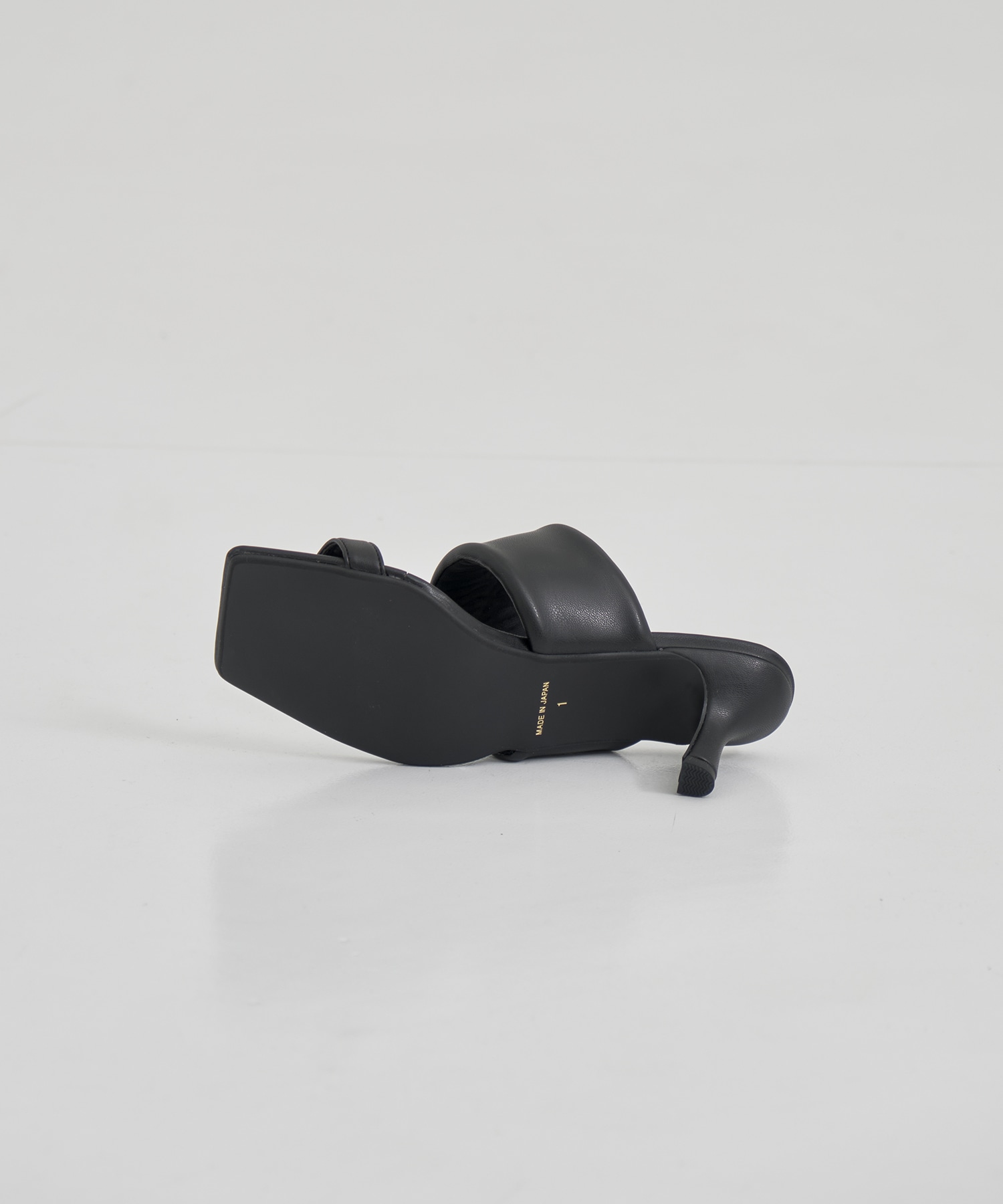 Asymmetry Leather Sandal