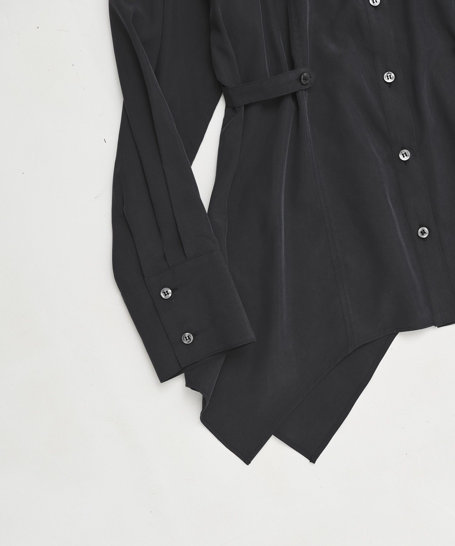 Asymmetry Hem Shirt