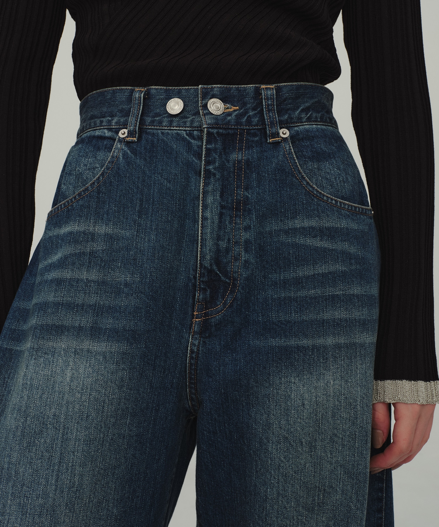 Barrel Denim Pants