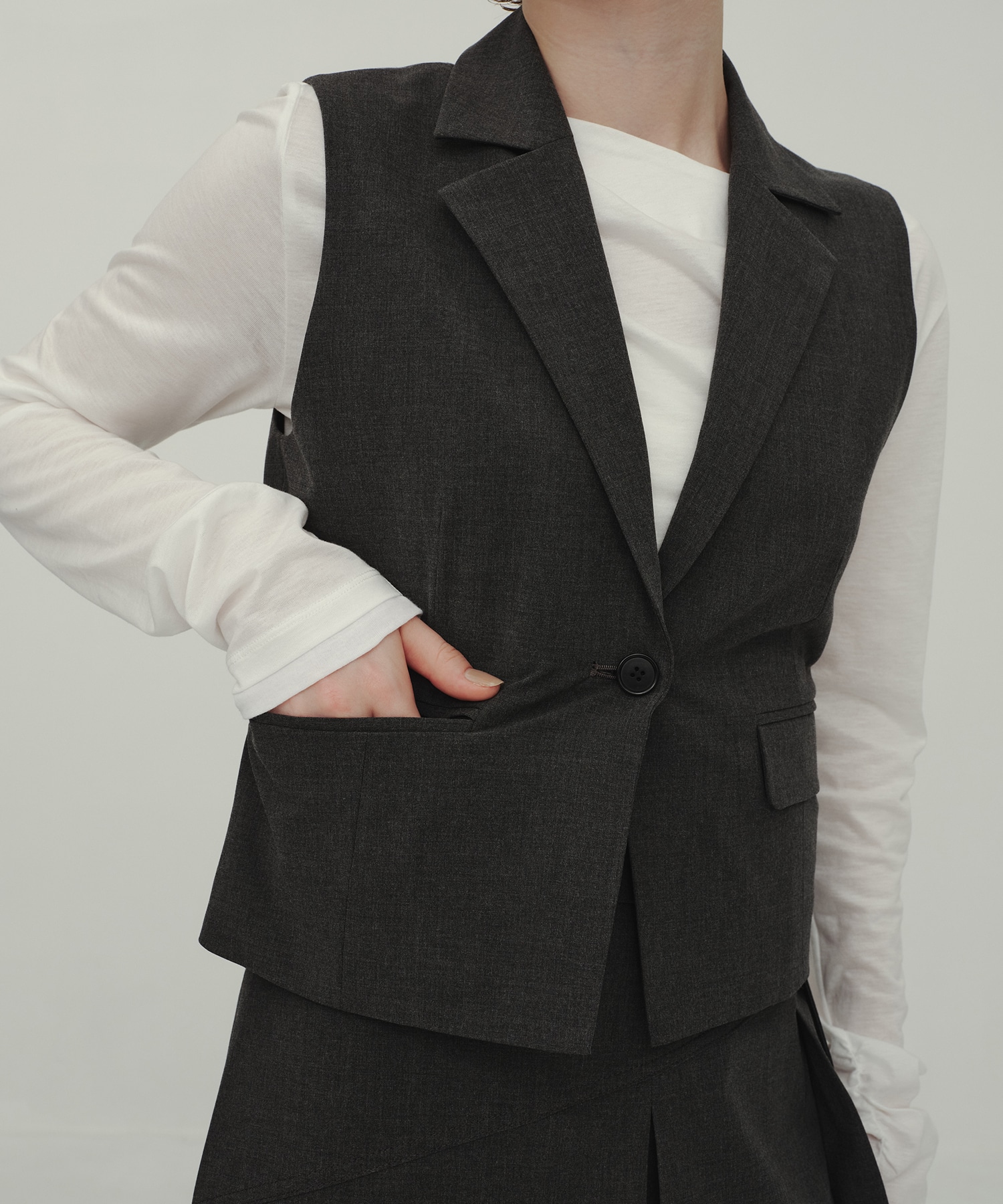 Single Lapel Vest