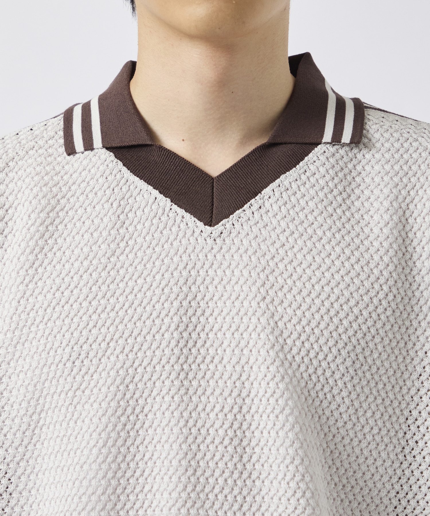 Mesh knit game shirt