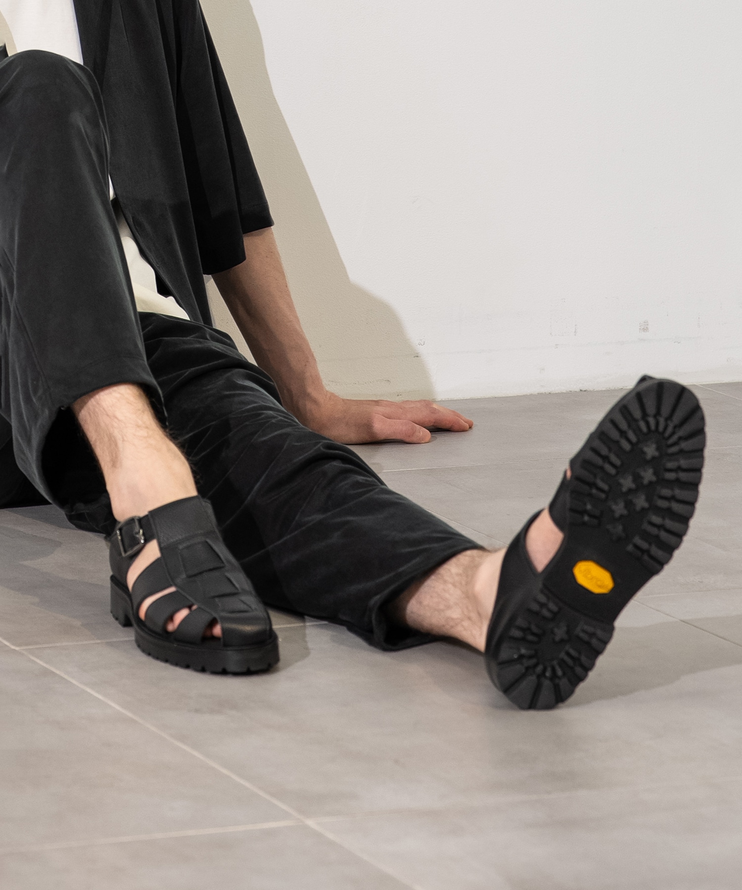 Vibramソール グルカサンダル
