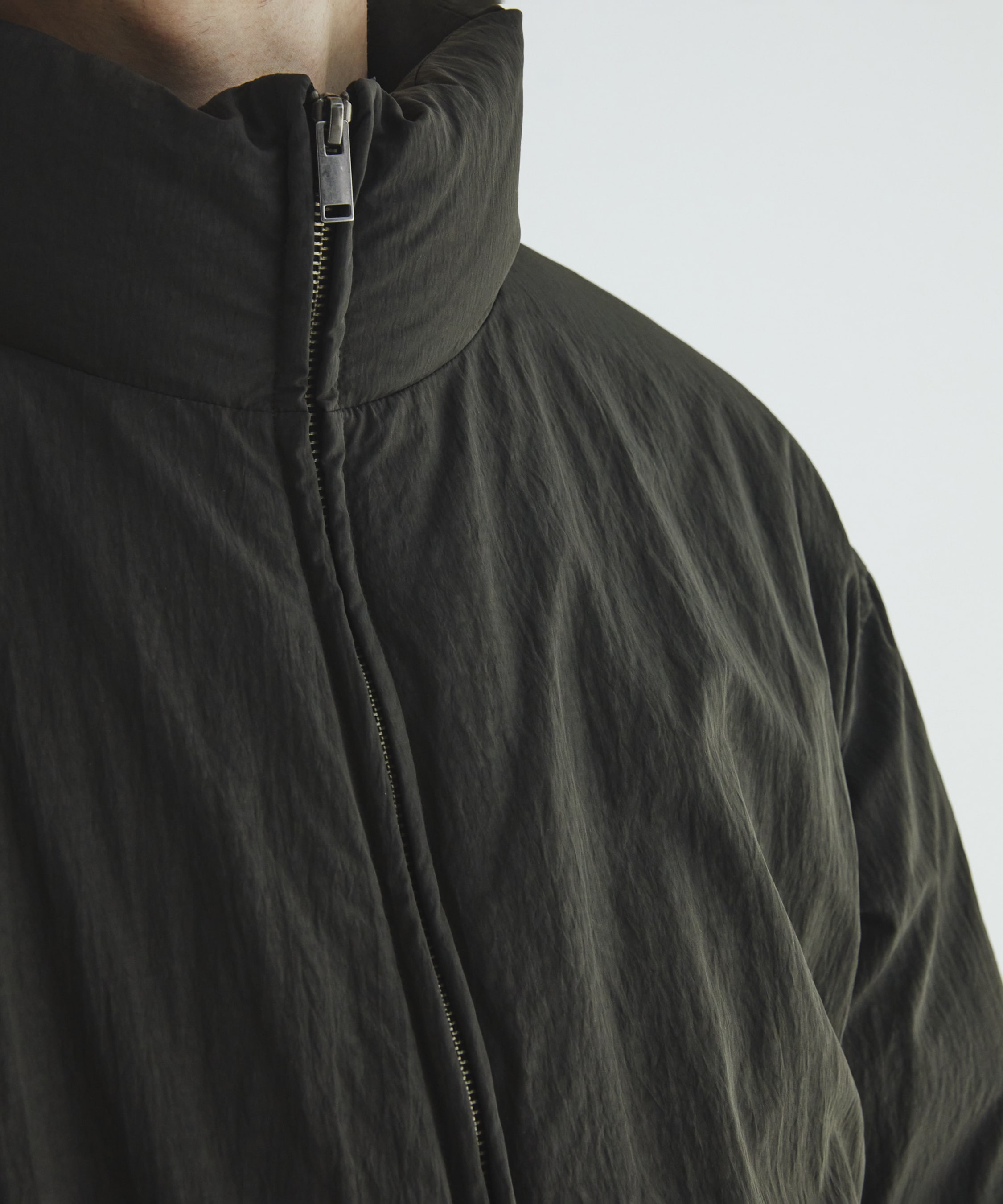 スタンドジップアップダウン