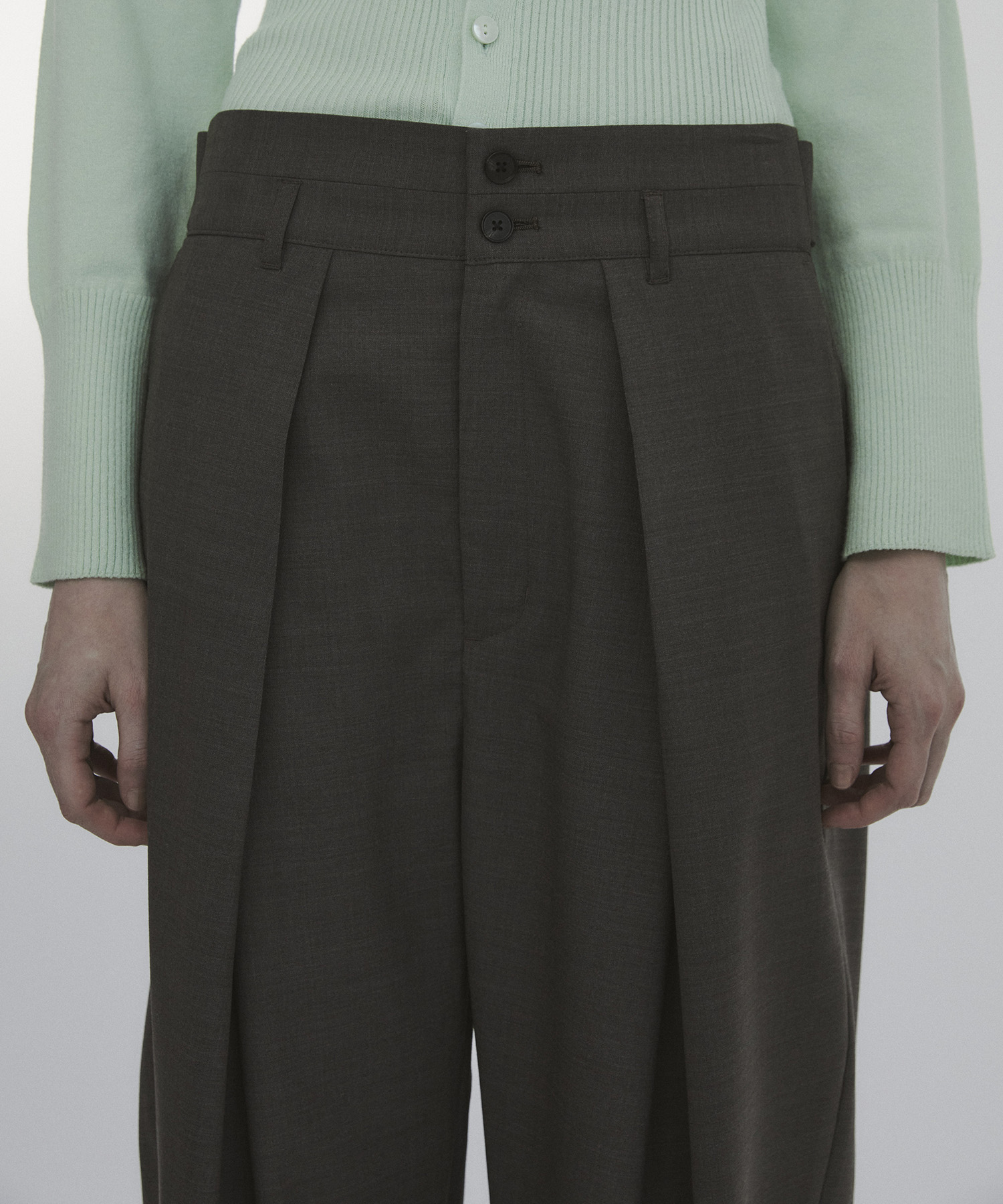 Belt Arranged Tuck Wide Pants