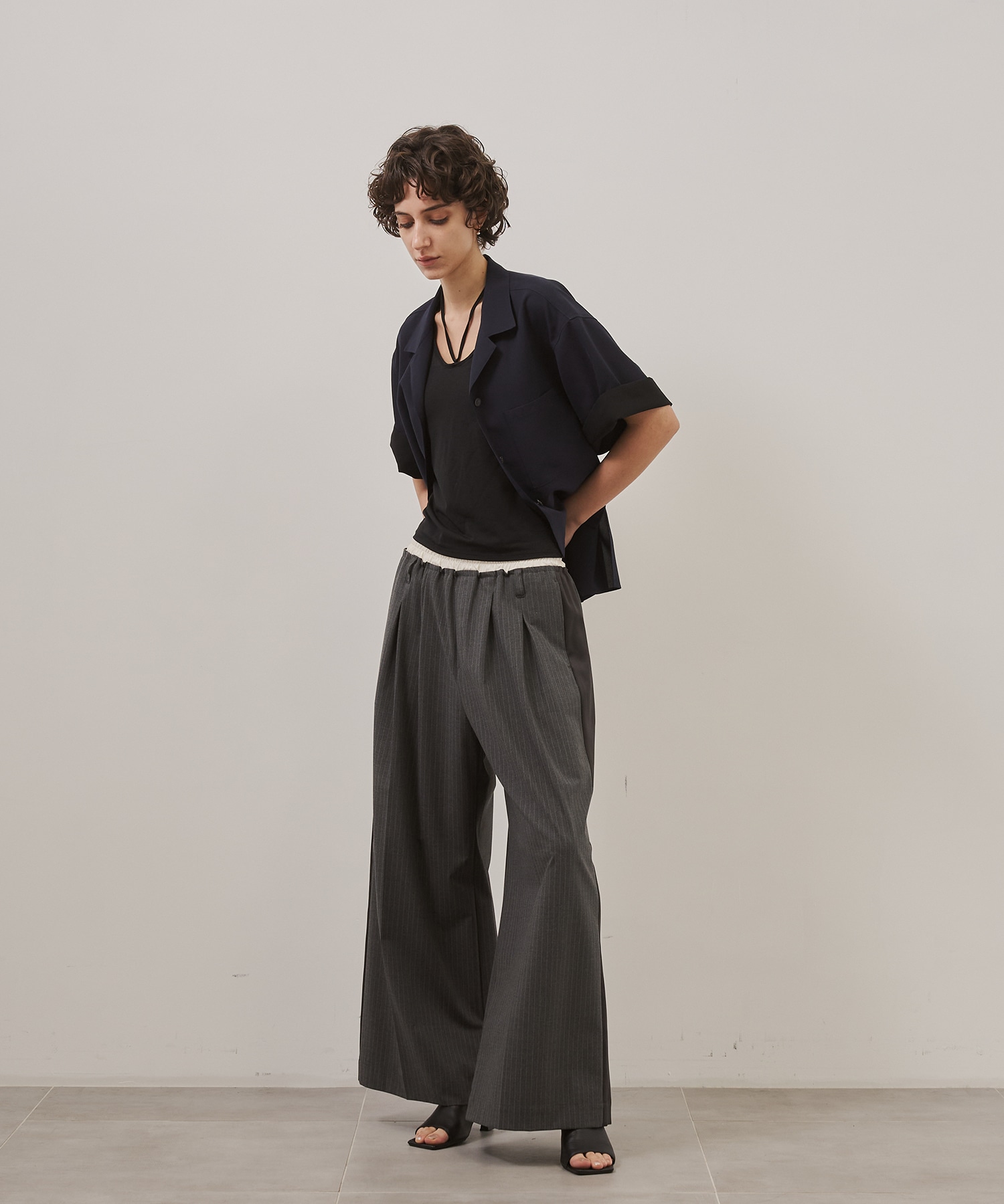 Bicolor Sleeve Short Shirt