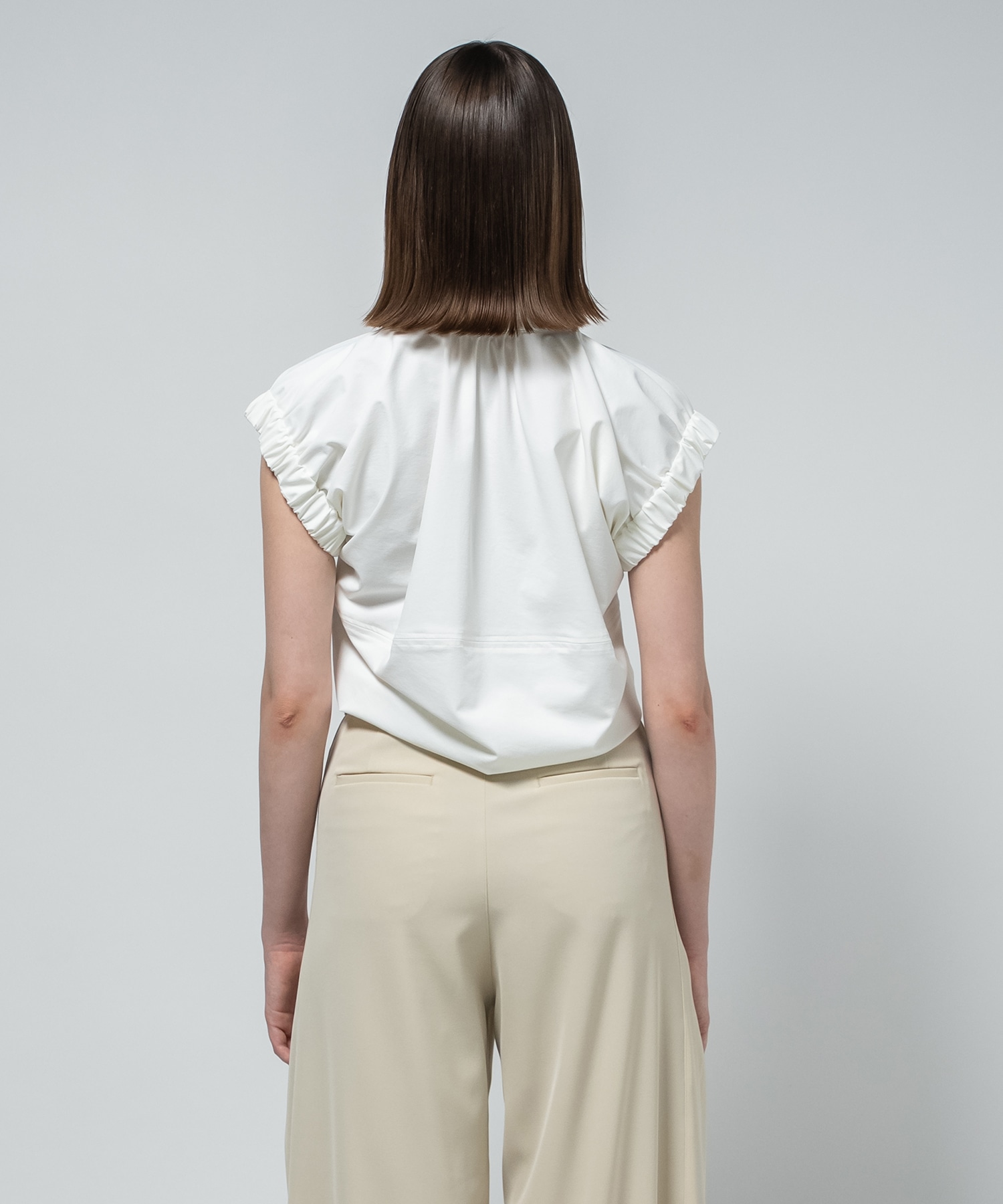 Volume Gather Nosleeve Shirt